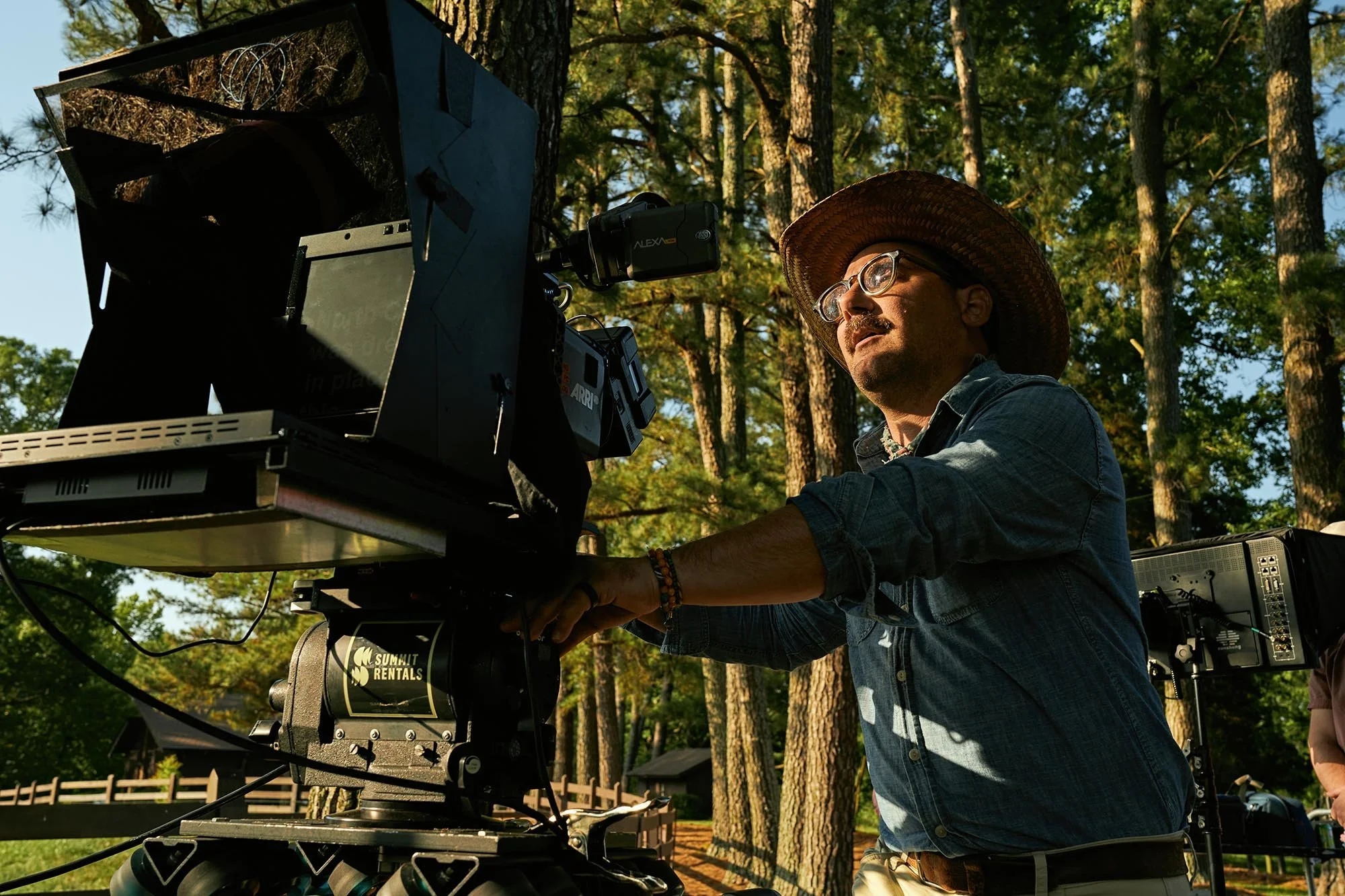 HUNT CAMPAIGN BTS_10.jpg