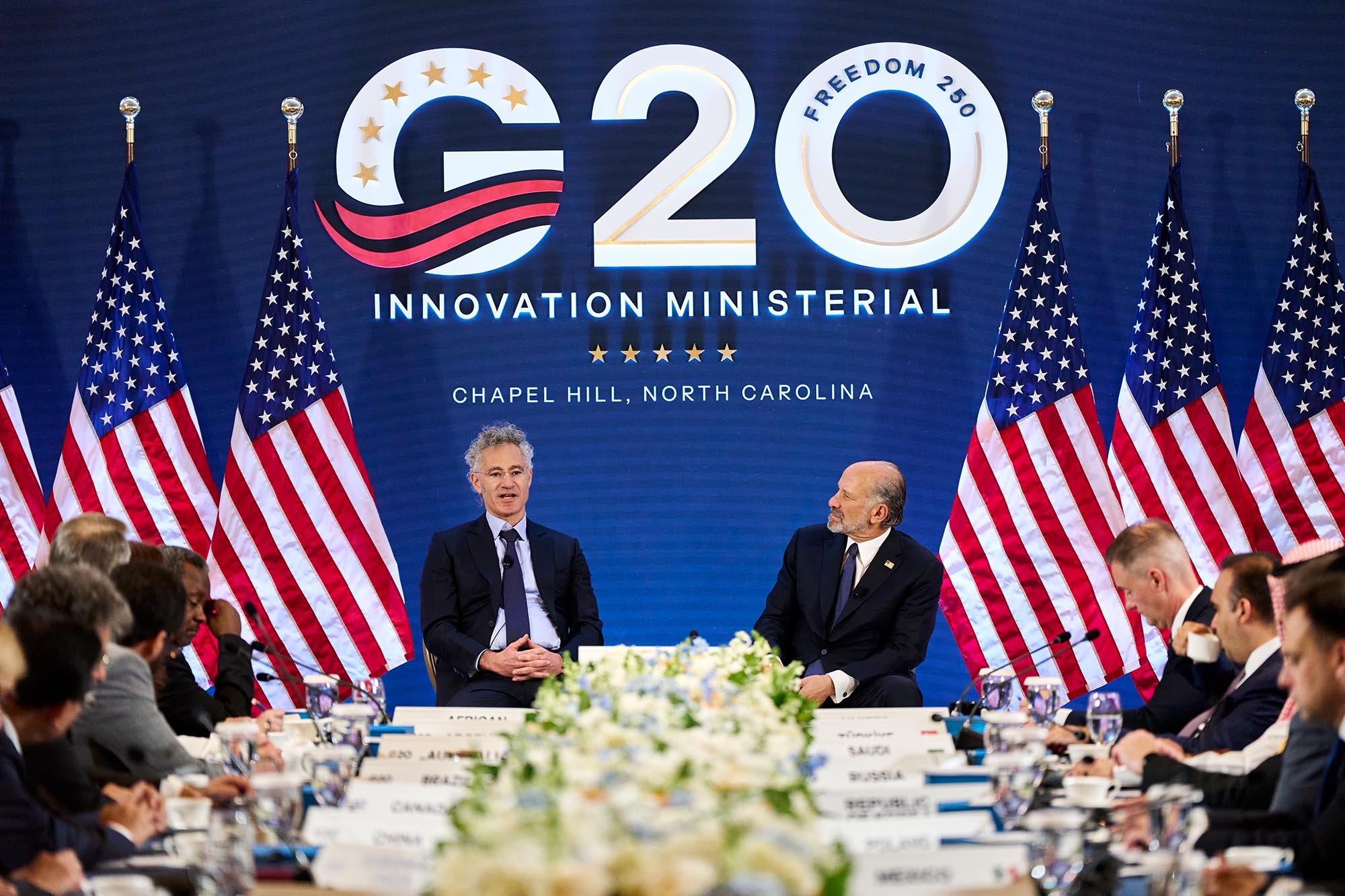 Palantir CEO Alex Karp and US Commerce Secretary Howard Lutnick speak to the G20 Innovation Ministerial delegation in Chapel Hill, NC. (for AFP)
