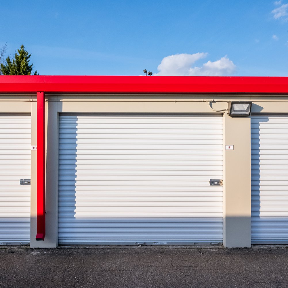   LATCH-IT SELF STORAGE   From new-business concept to search-friendly brand &gt;&gt;  