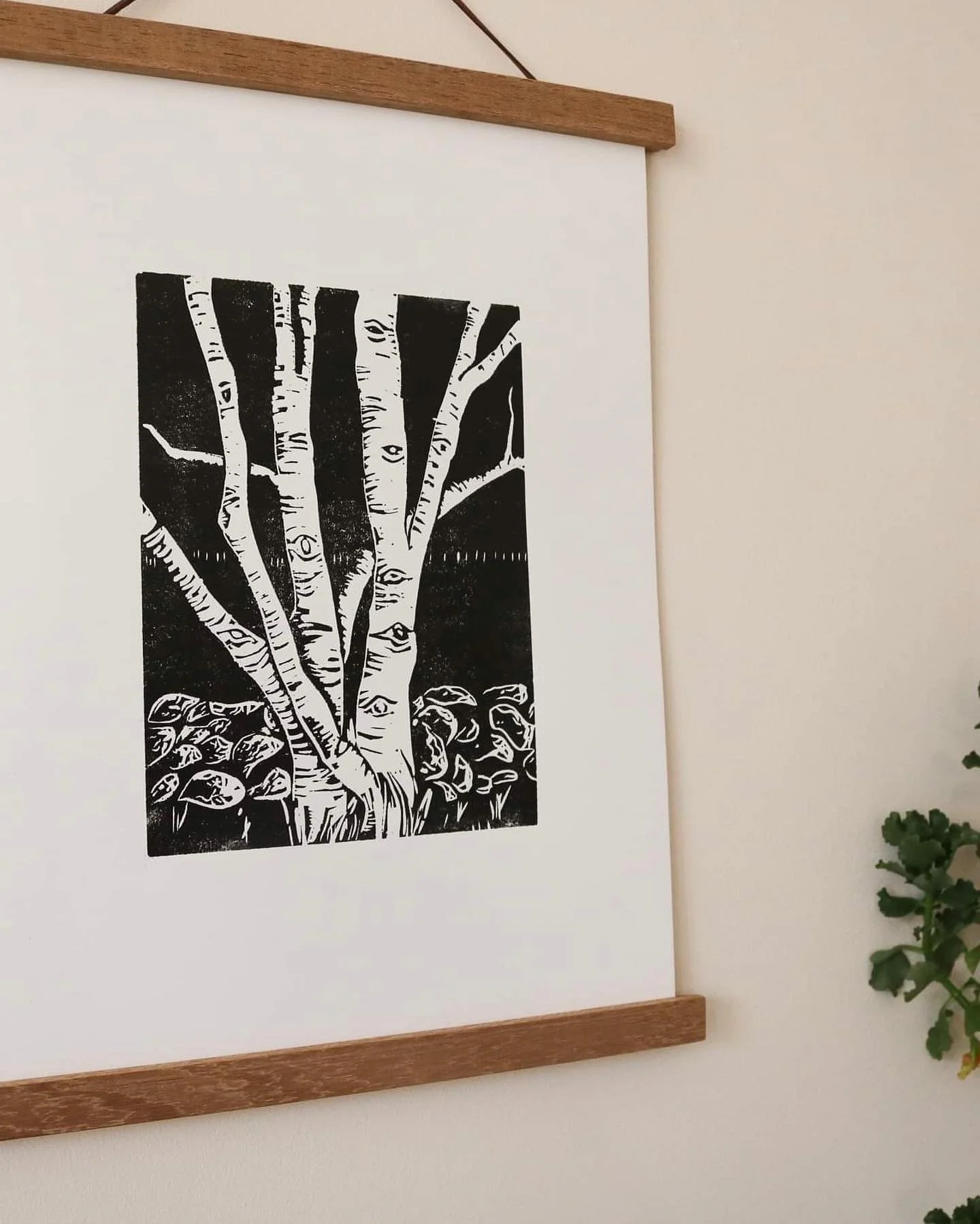 Do you have one of my prints in your house? I would love to see where they&rsquo;ve ended up! You can tag me / send me pictures anytime, and I&rsquo;ll be able to keep a wee catalog 🥲💞 🏷️