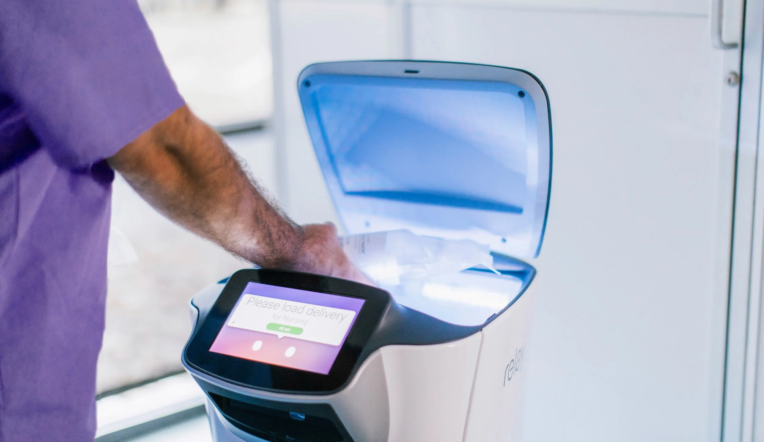 Relay Robot Increases MedStar Hospital Delivery Efficiency