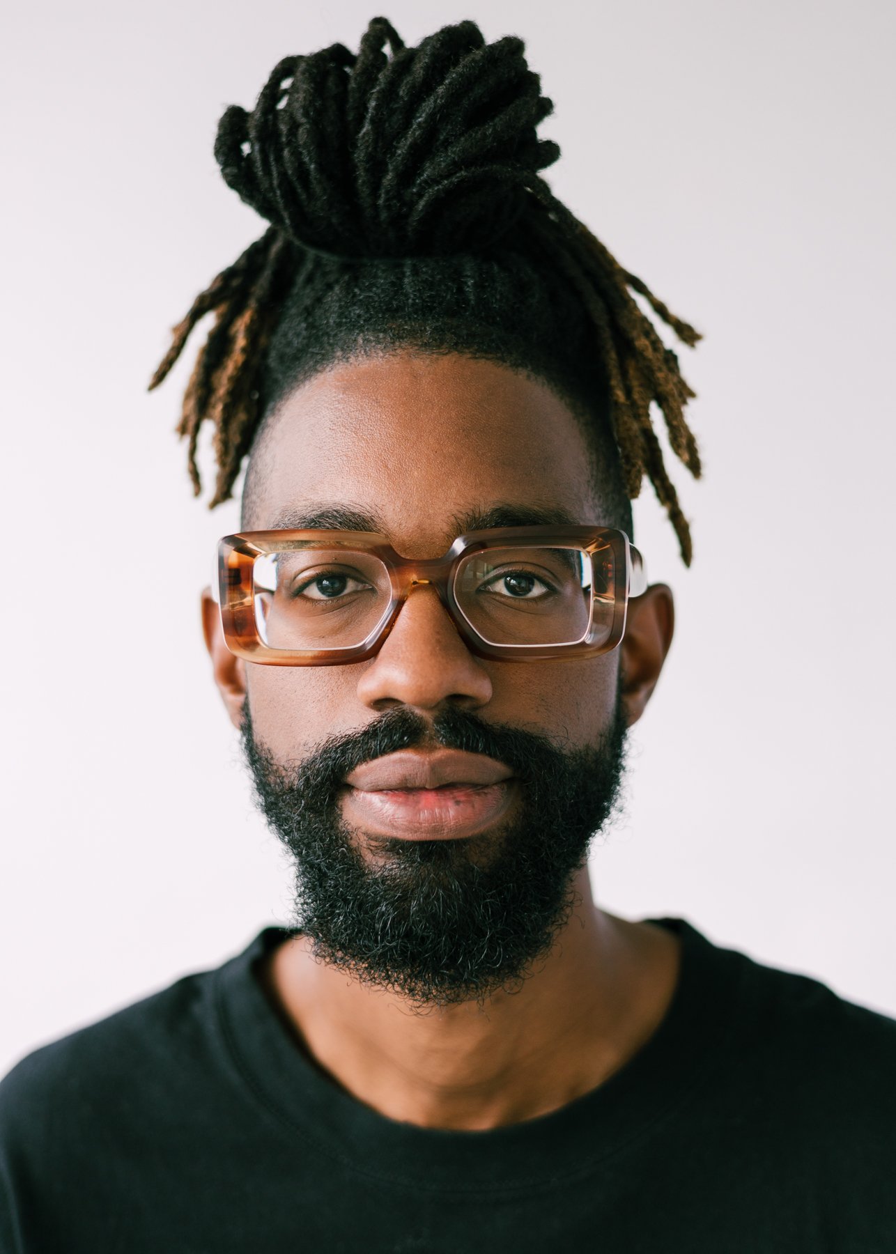 model-marven | Explore Creative Avenues — Détails Agency