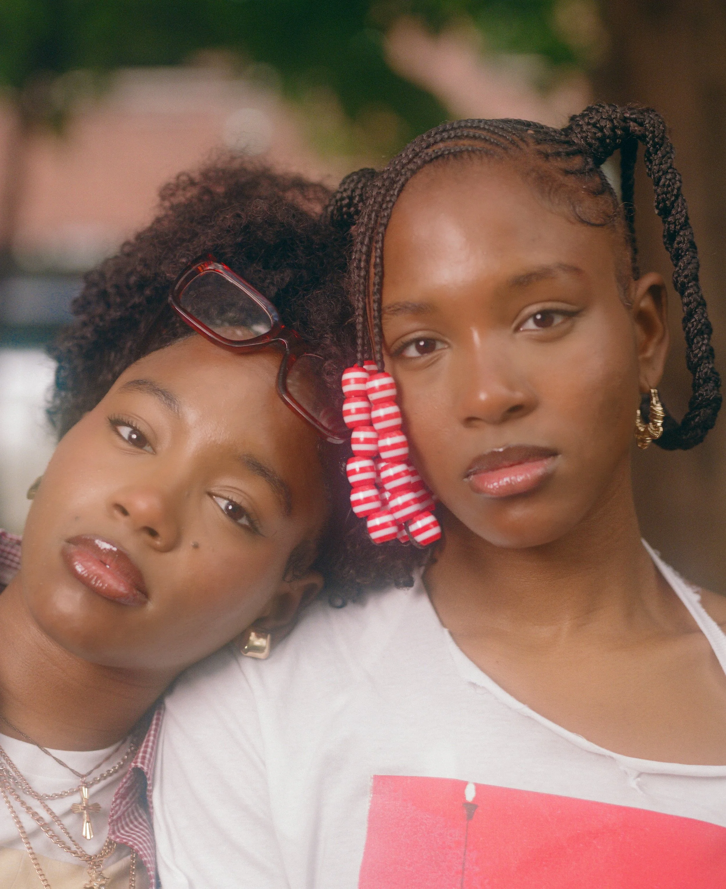 Sisters-3.jpg