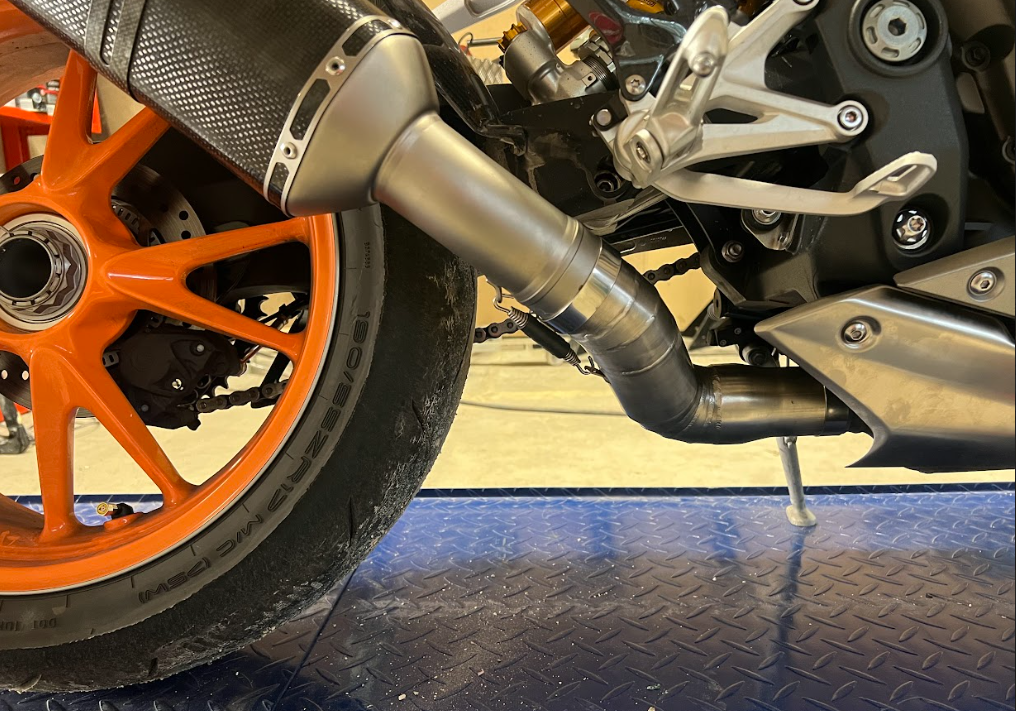 ligne échappement.PNG