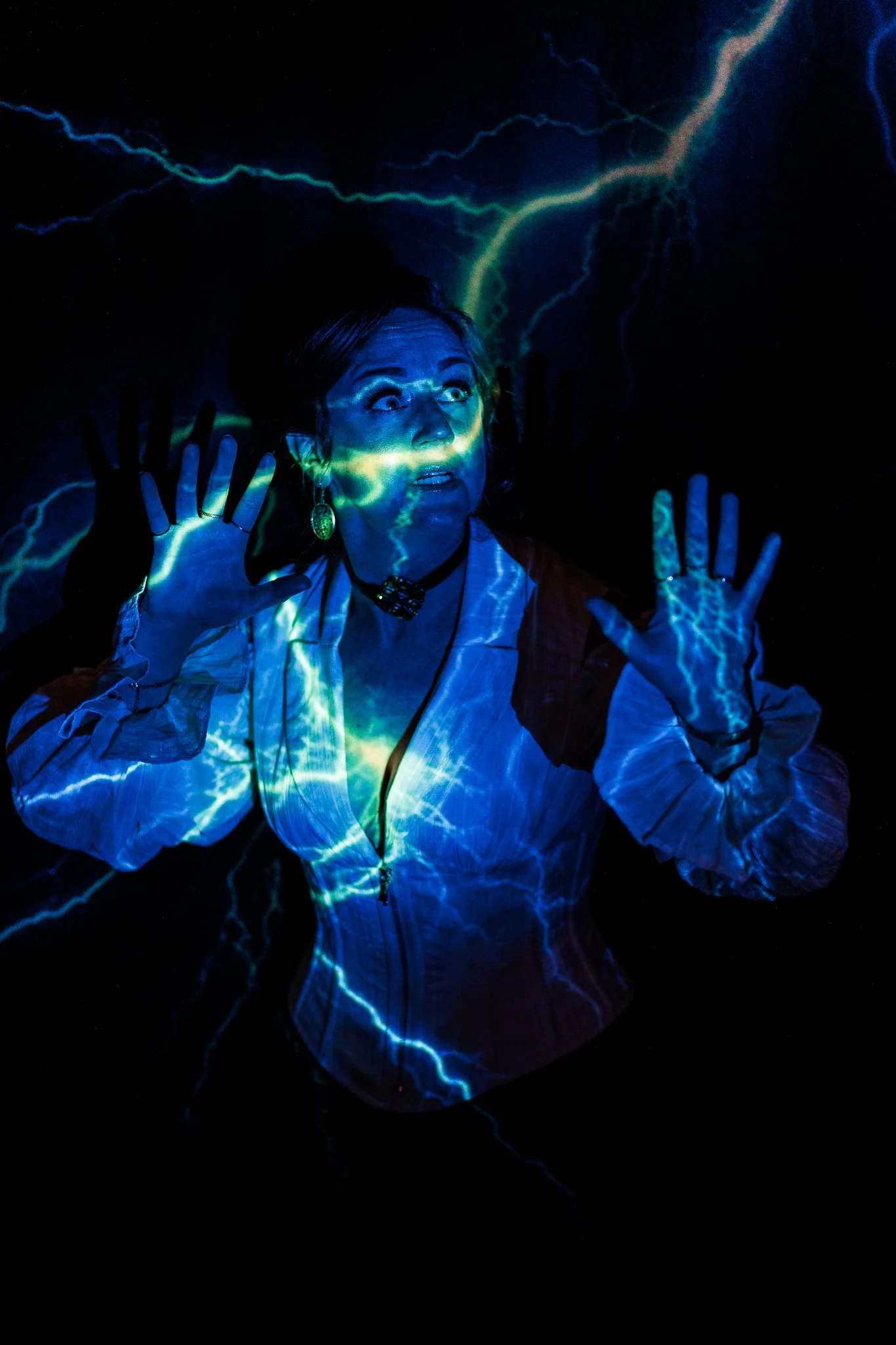 028-Dracula_Promos_929A7681_Online.jpg