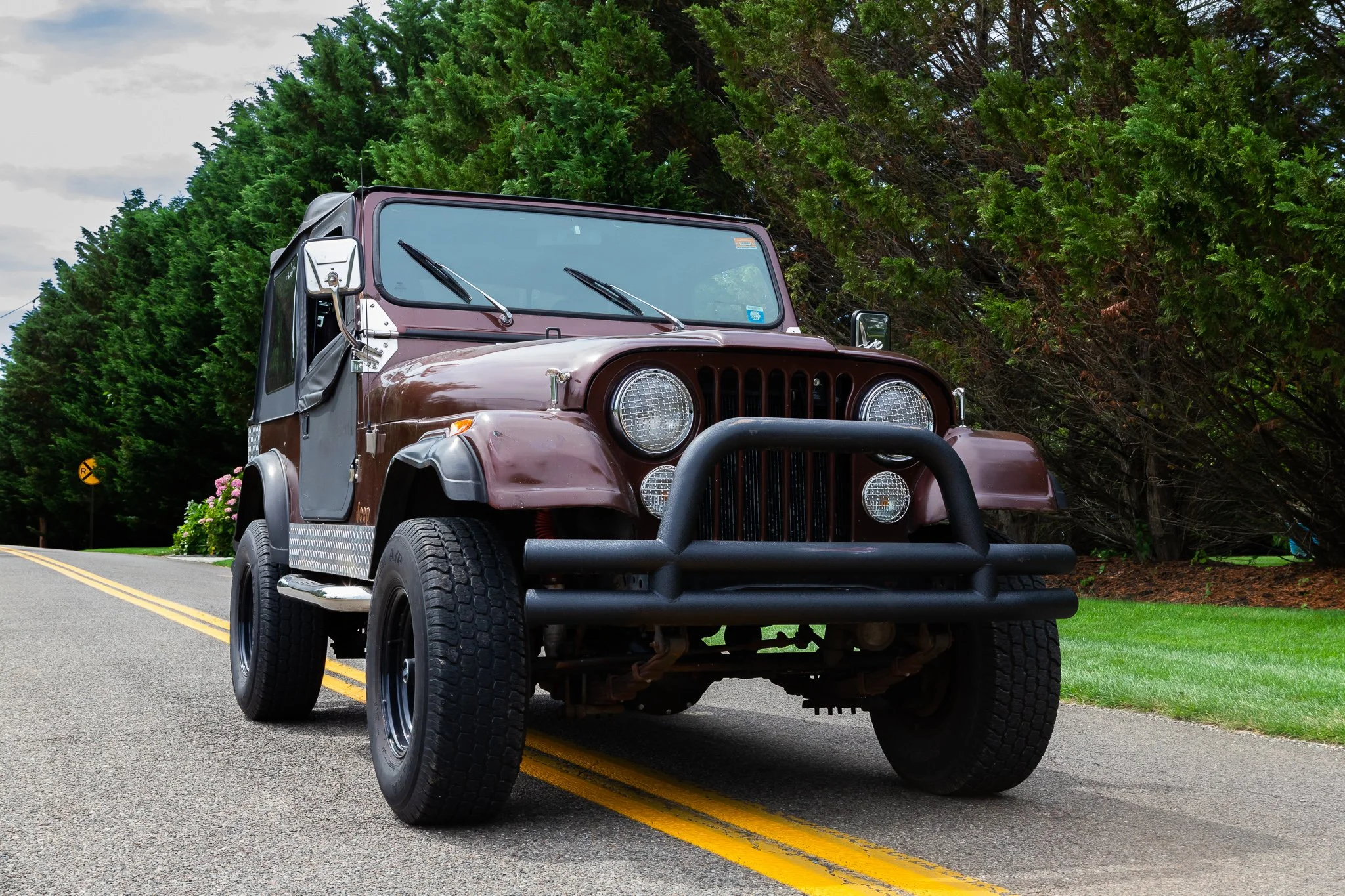 1983 JEEP CJ7 — Rêver Motors is the premier destination in Southampton