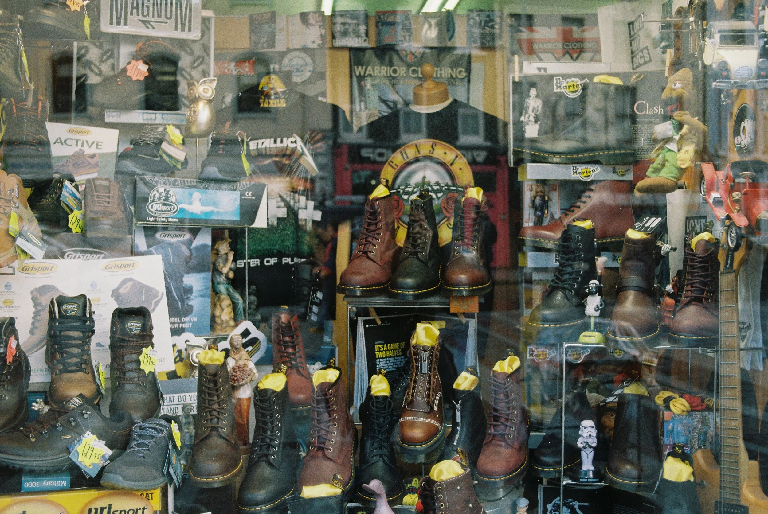 02.2026_Pentax MX_Kodak Gold 200-06205-016A.jpg