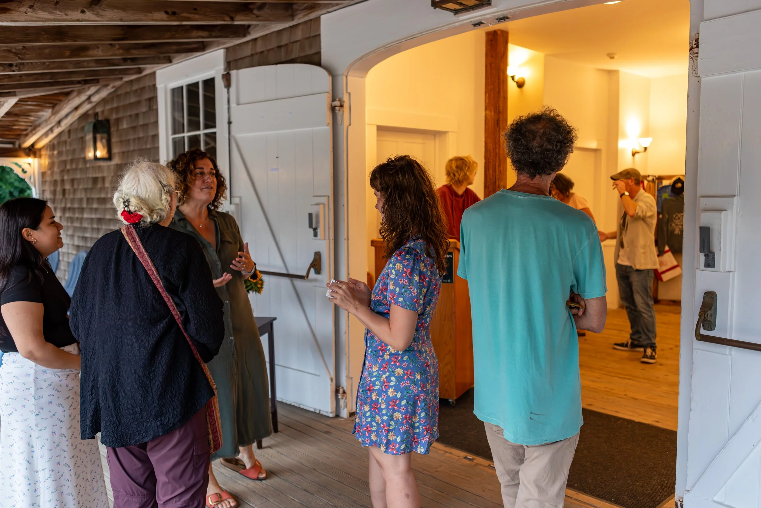 Lexie Roth at the Grange-Vineyard Lights Photography-4.jpeg