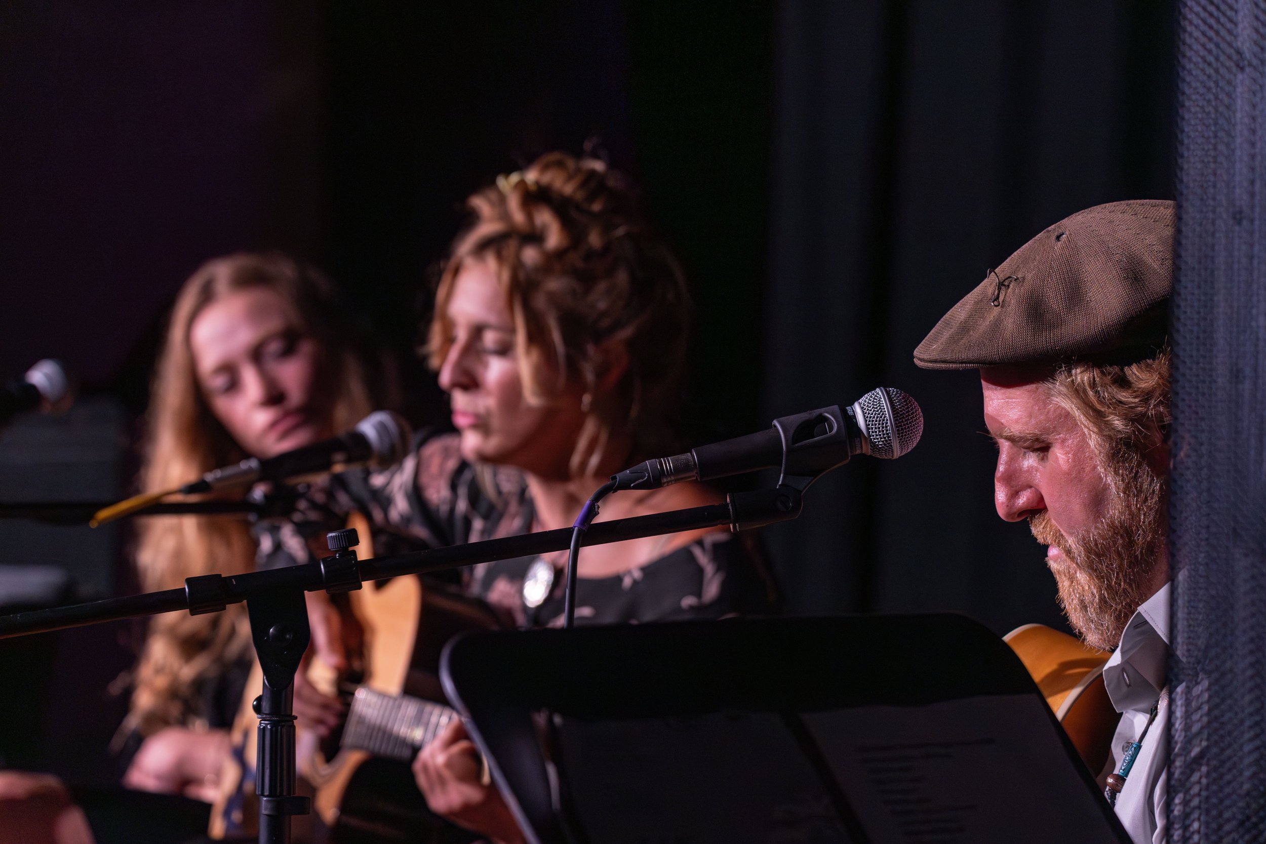 Lexie Roth at the Grange-Vineyard Lights Photography-54.jpeg