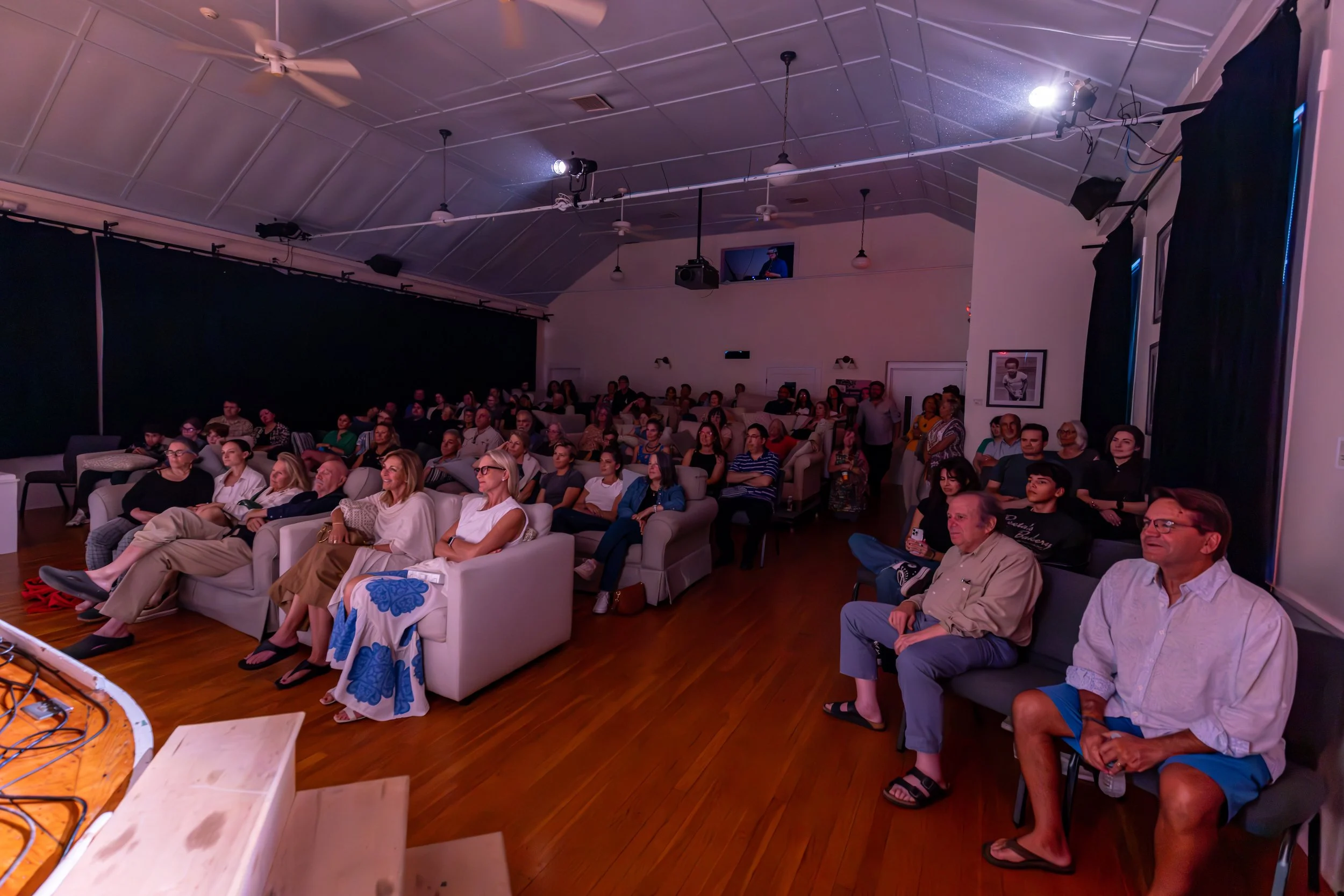 Lexie Roth at the Grange-Vineyard Lights Photography-26.jpeg