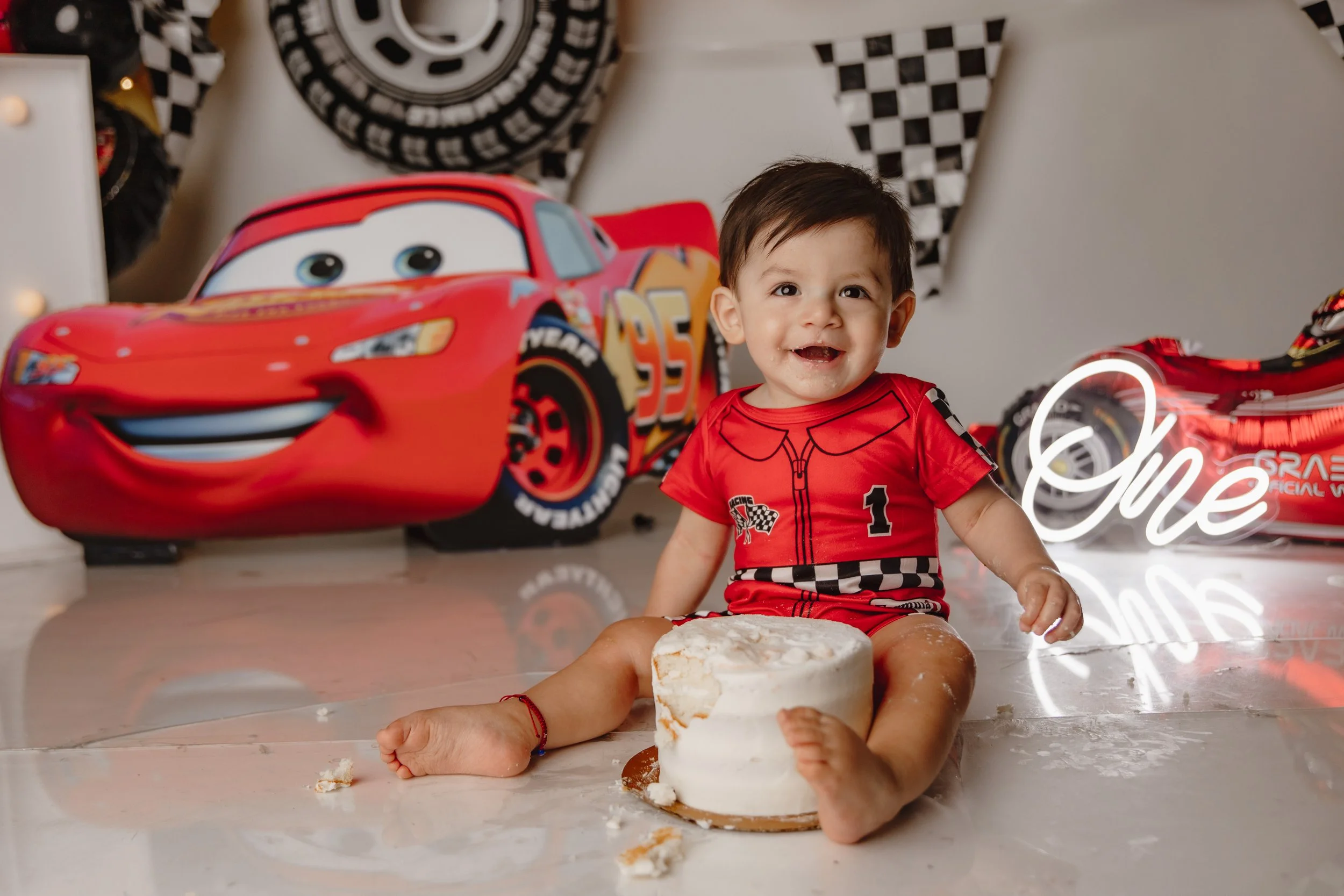 cake smash session cars themed near dallas tx