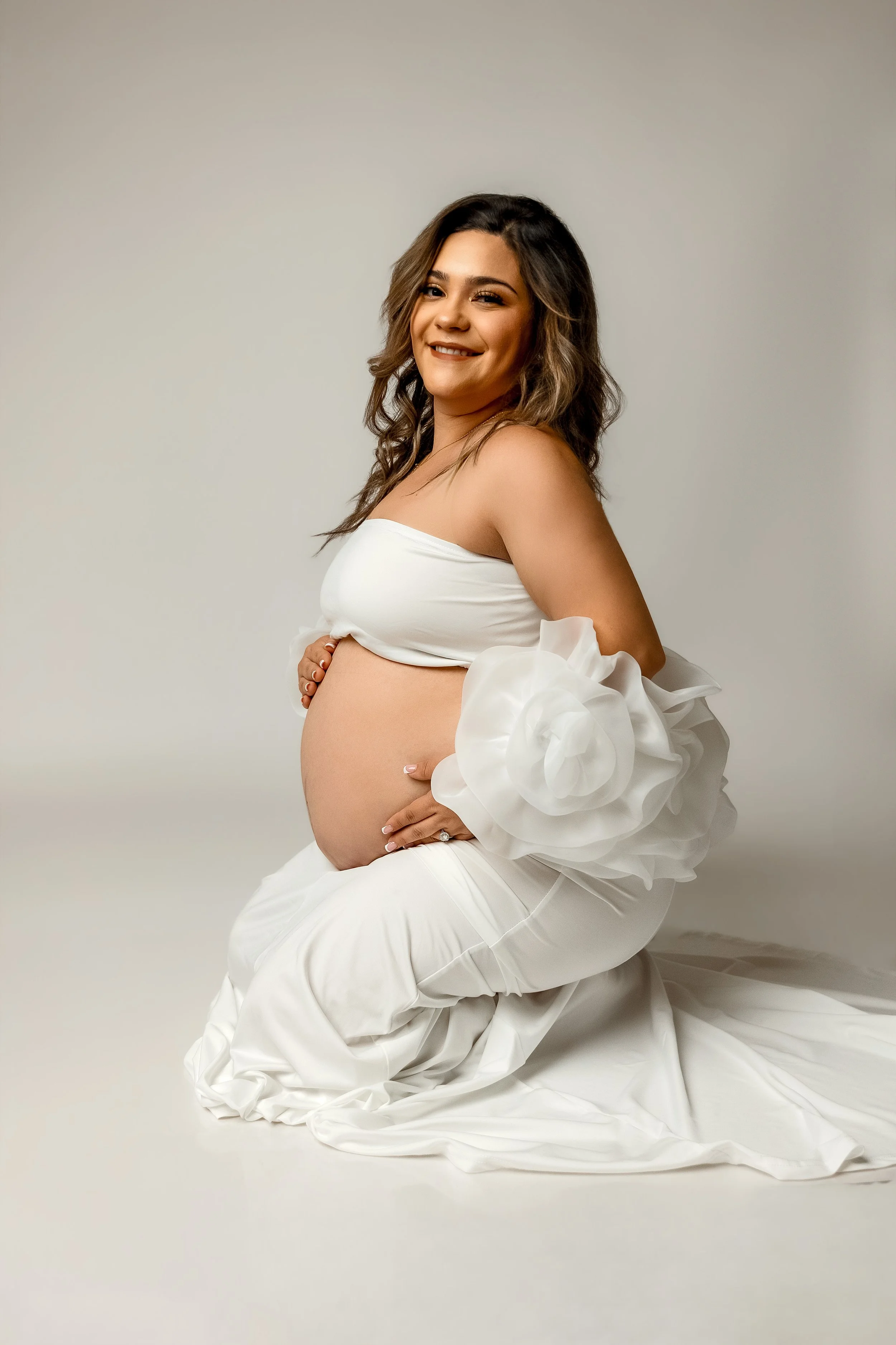 studio maternity photoshoot photographer dallas tx