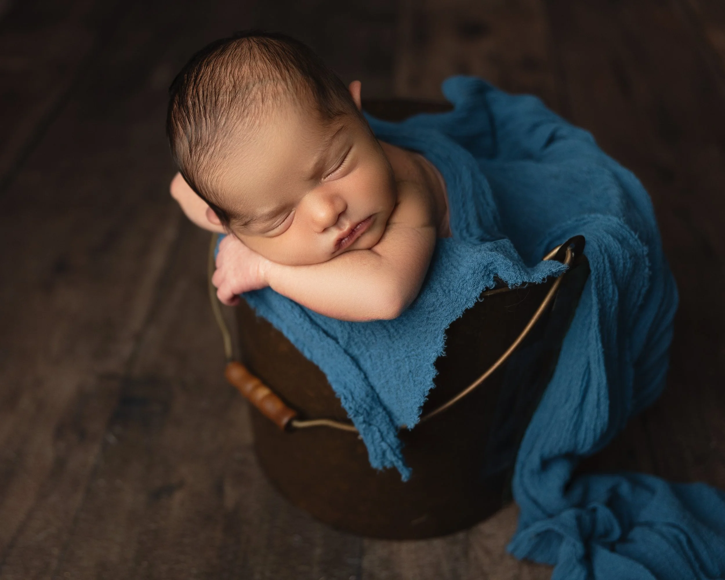 newborn photographer near me Dallas tx baby photoshoot