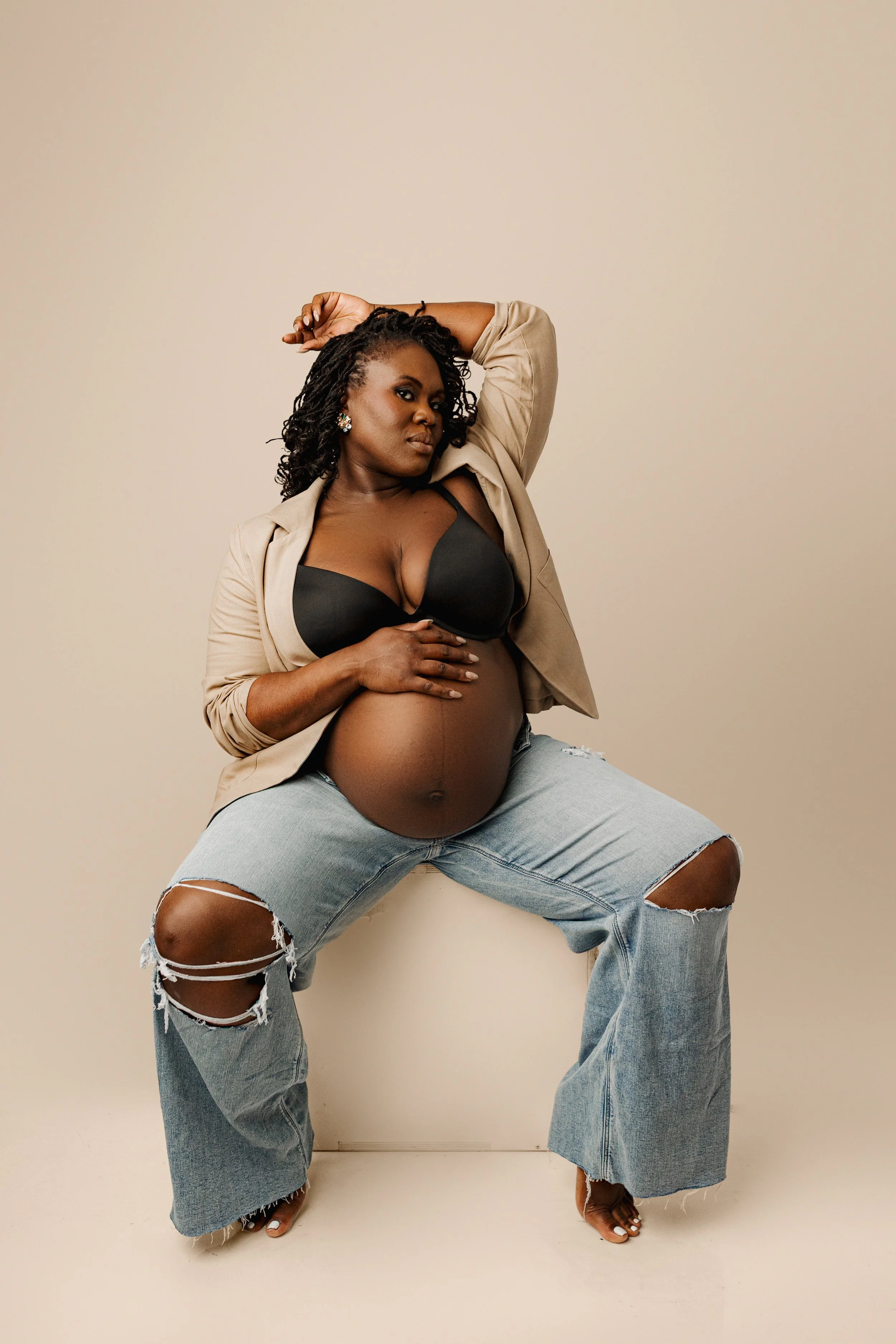 Maternity photoshoot, casual, simple, mini-session, near Arlington or Dallas, TX