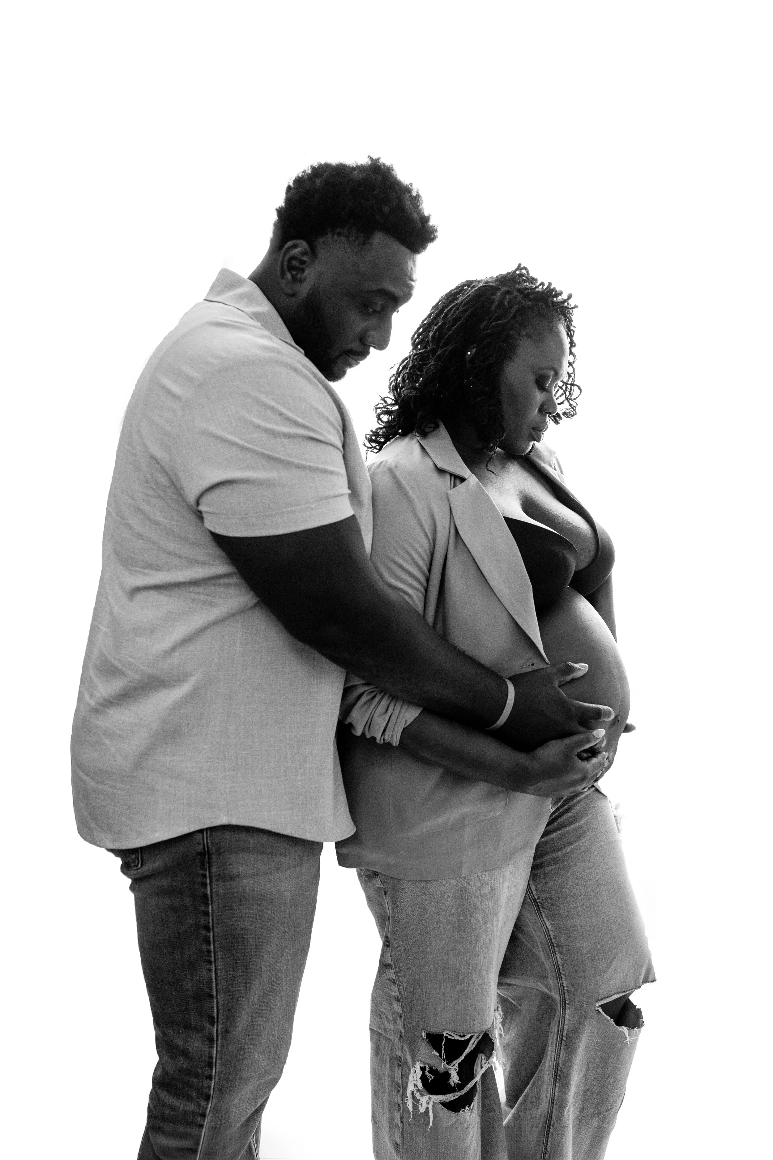 Mansfield TX maternity photographer simple photoshoot in studio