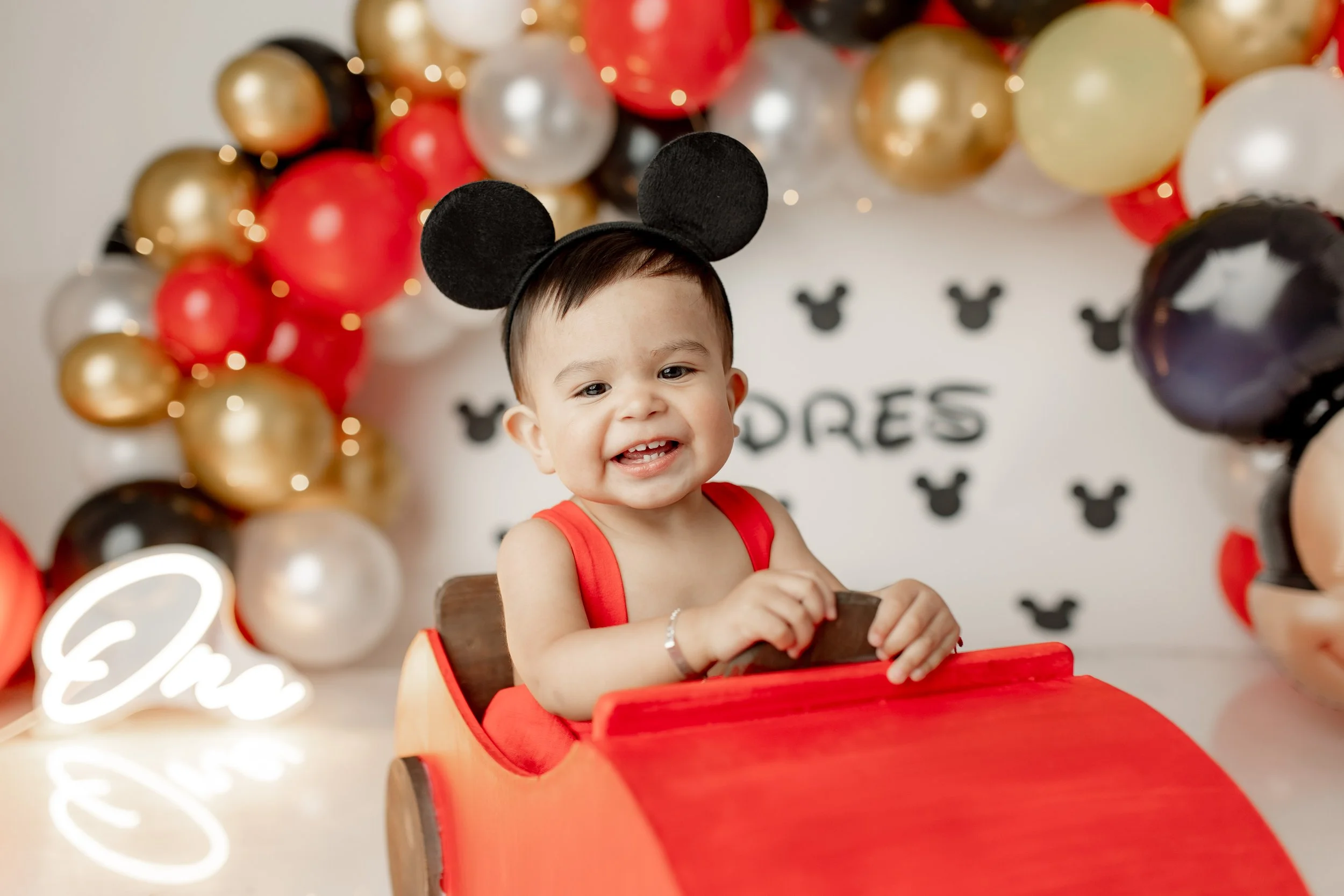 Dallas-Fort Worth Cake Smash Photographer 