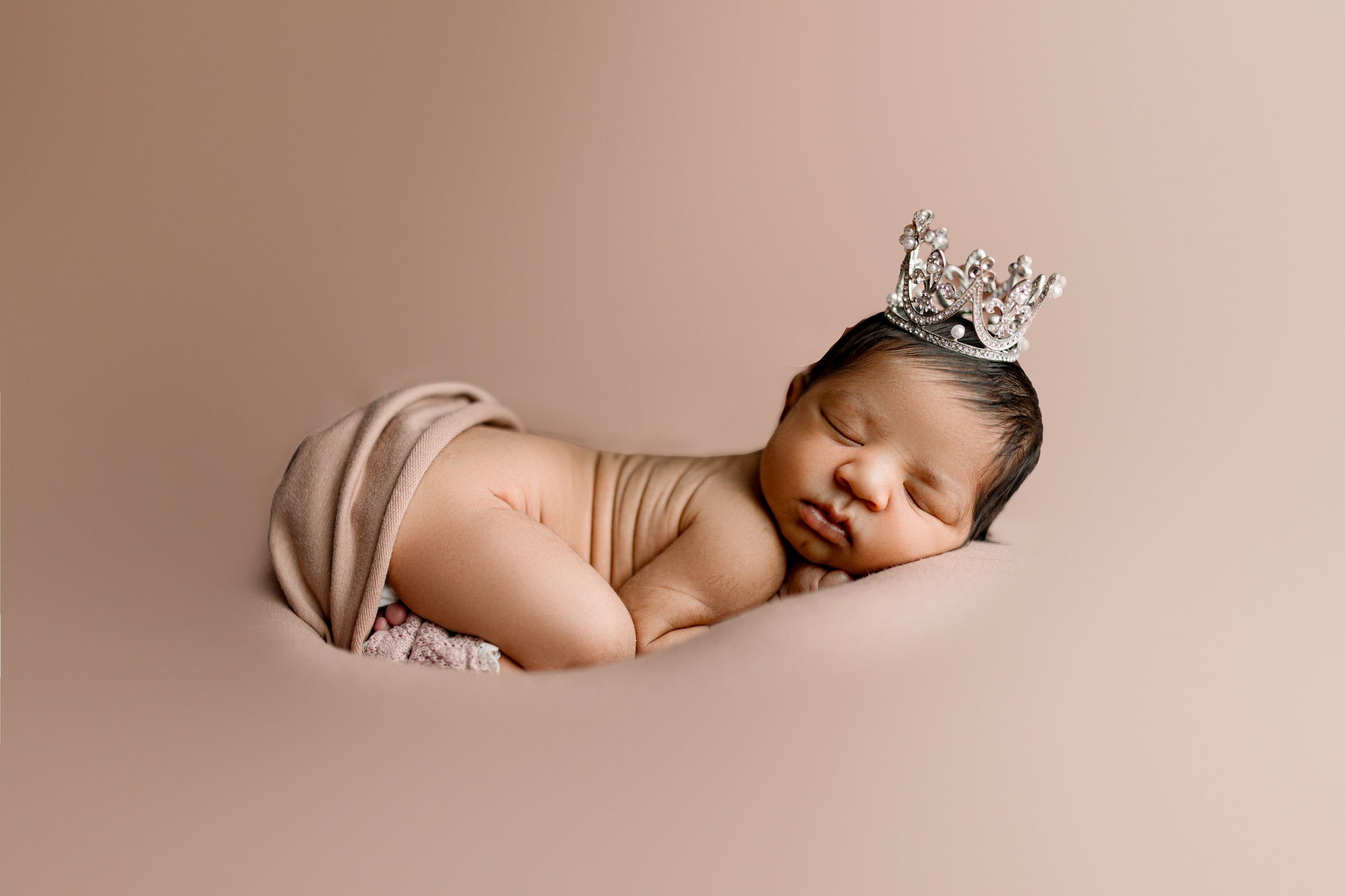 Mansfield, TX Newborn Photographer, specialized photographer, DFW and surrounding areas