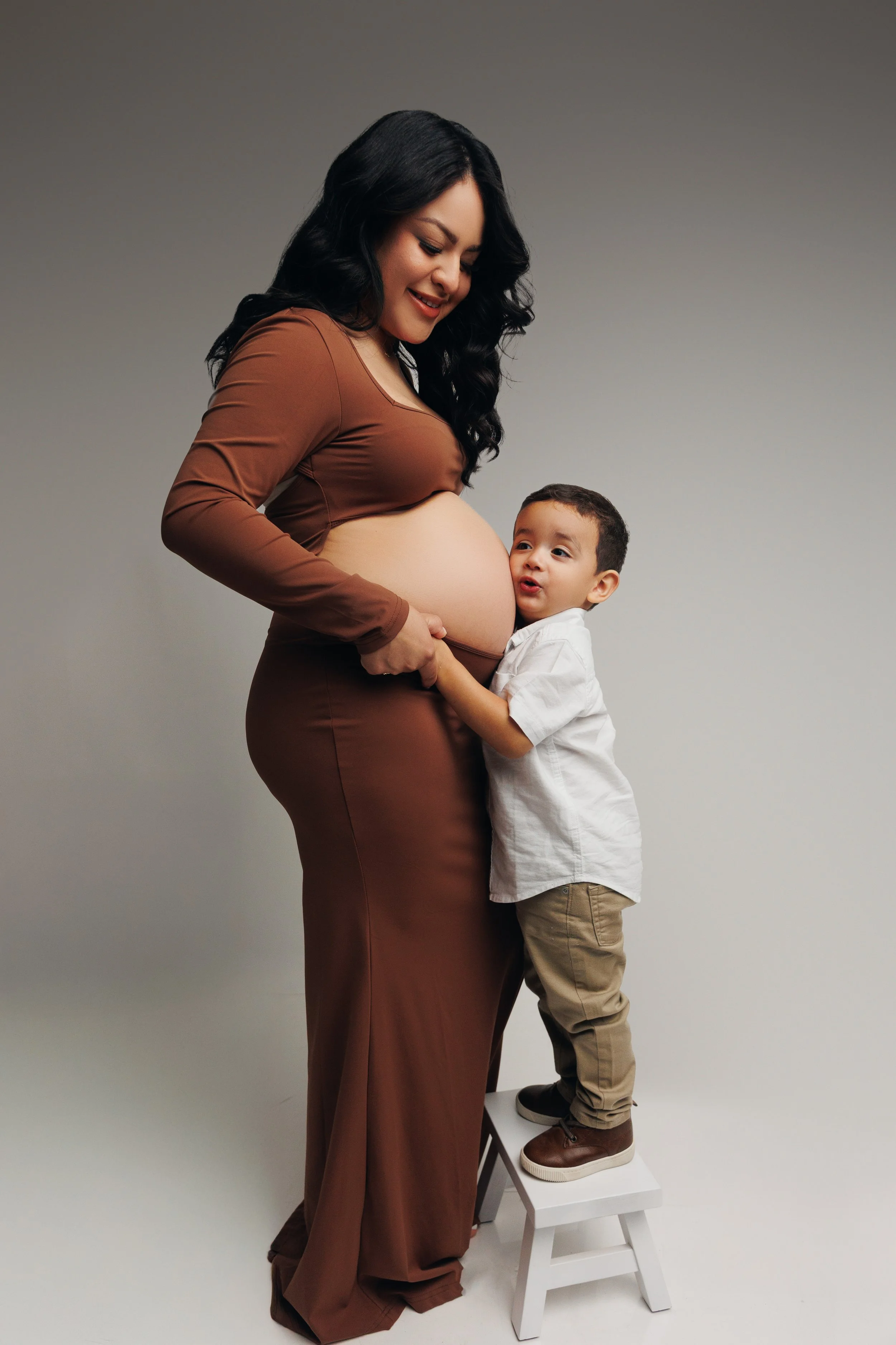 IVF maternity photographer near me
