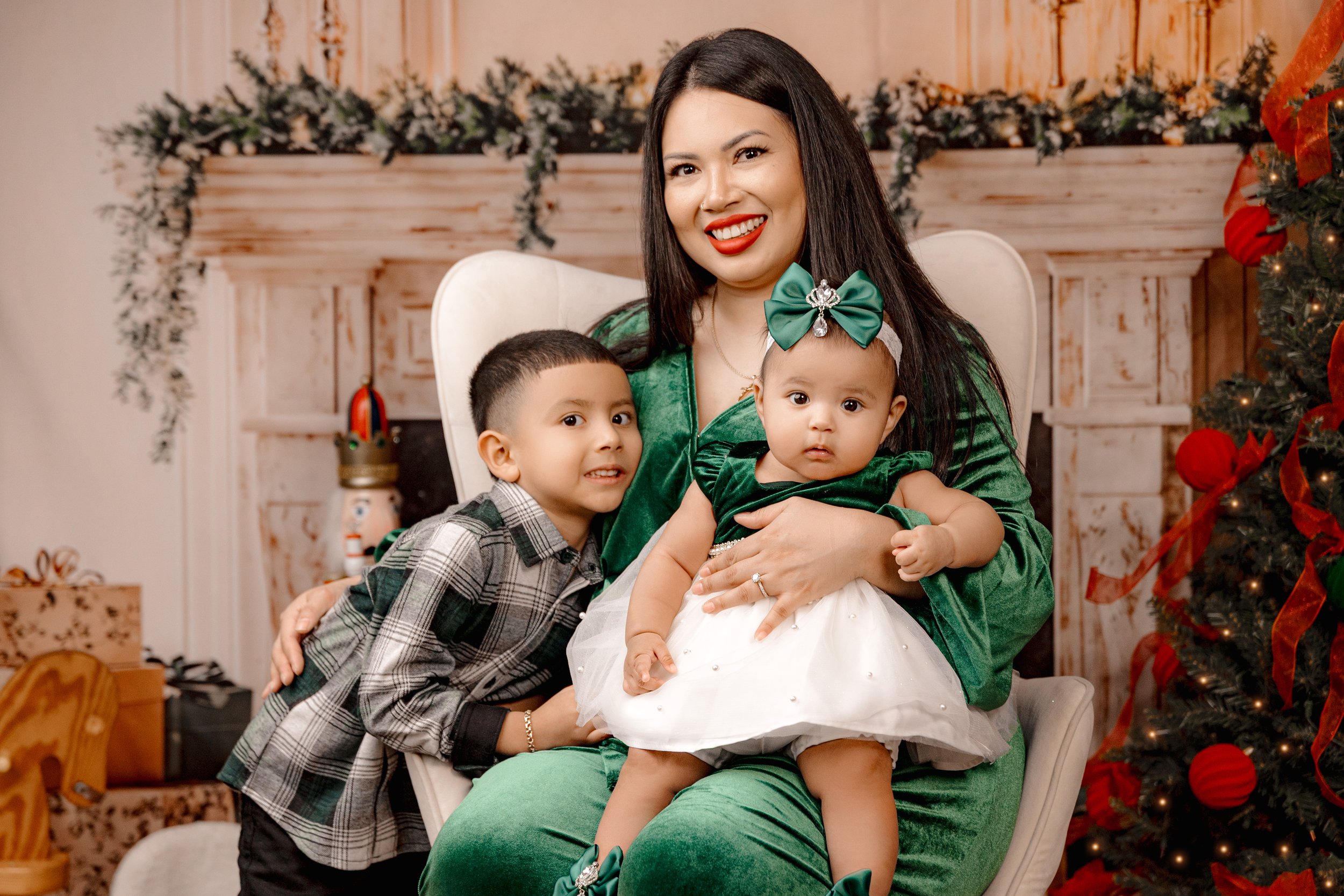 Arlington, tx holiday session photographer in studio full setup