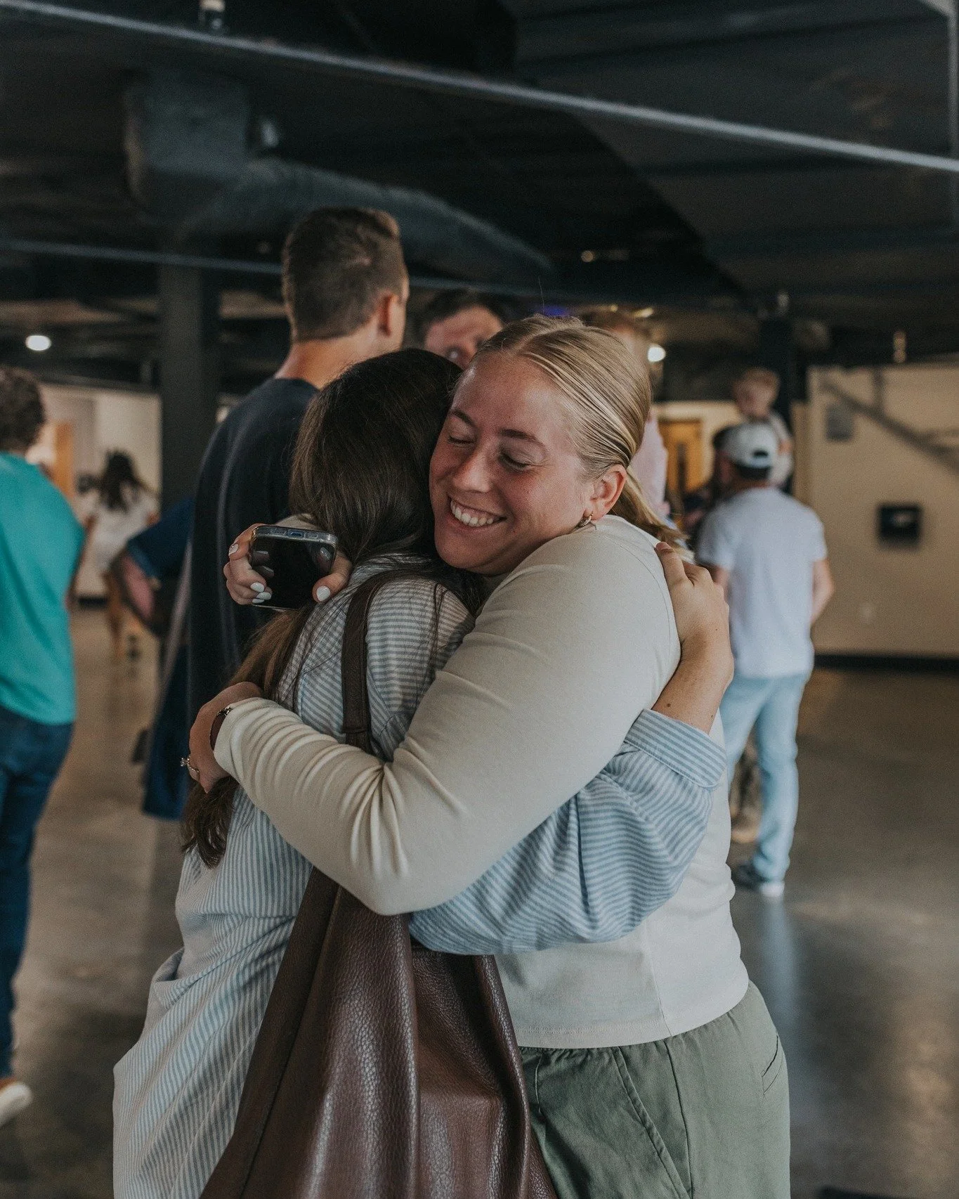 This is your sign to come to church today 👀 Dan Watson is BACK &amp; we'll be joining in communion! See you soon! 

Westside: 8, 9:30, &amp; 11 am
Tea: 8, 9:30 &amp; 11 am
57th Street: 8, 9:30, 11 am, &amp; 12:15 pm
Online: 8, 9:30, &amp; 11 am
Durf