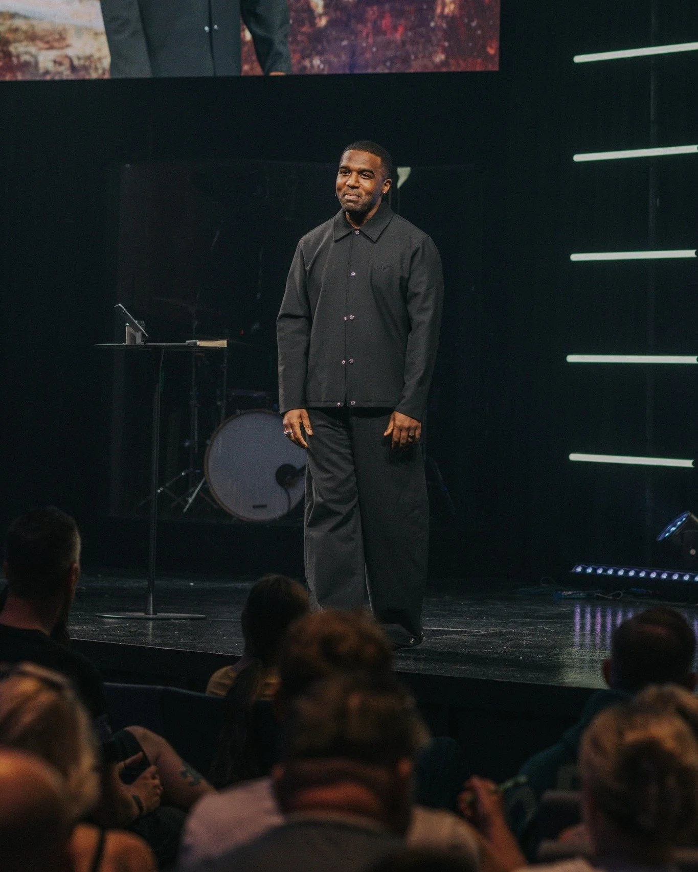 There&rsquo;s a lot to look forward to at Embrace over the next few weeks! 🤩 

🎤 Oct. 18: Dan Watson is joining us 👏

 🌊 Oct. 25: Adult Baptism Sunday 🎉 

🙌 Nov. 1: Bob Merritt is back at Embrace 😊

📖 Nov. 8: Our new Gideon series kicks off, 
