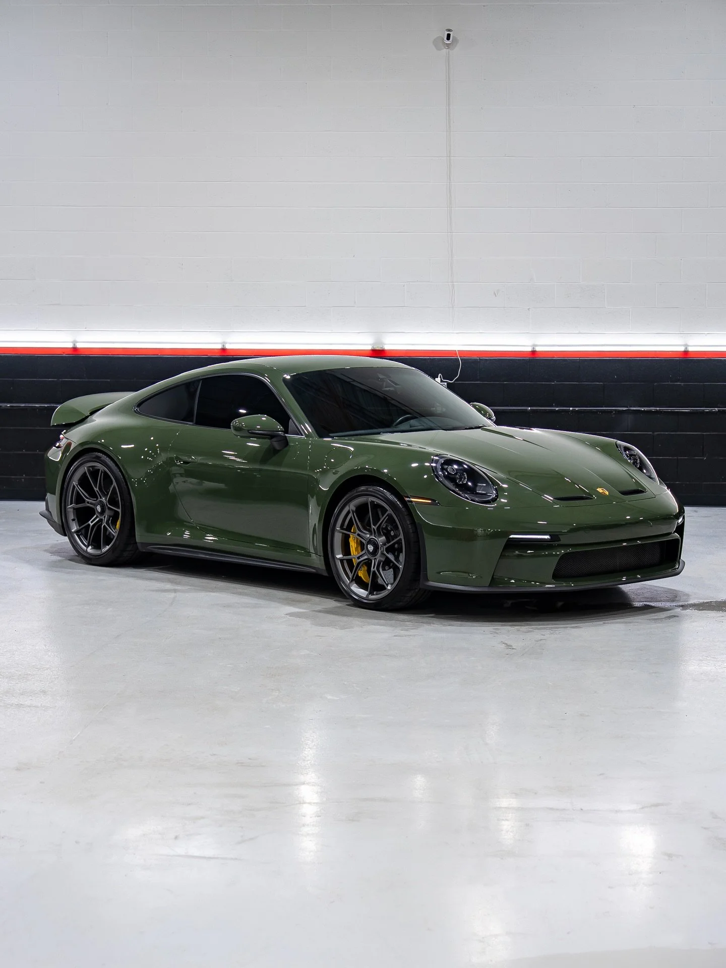 From Arctic Grey to Dark Olive with Coloured Paint Protection Film 🔥 This Porsche GT3 underwent a complete colour transformation including door sills &amp; door jambs using PPF to both protect the original paint and completely change the spec. All p