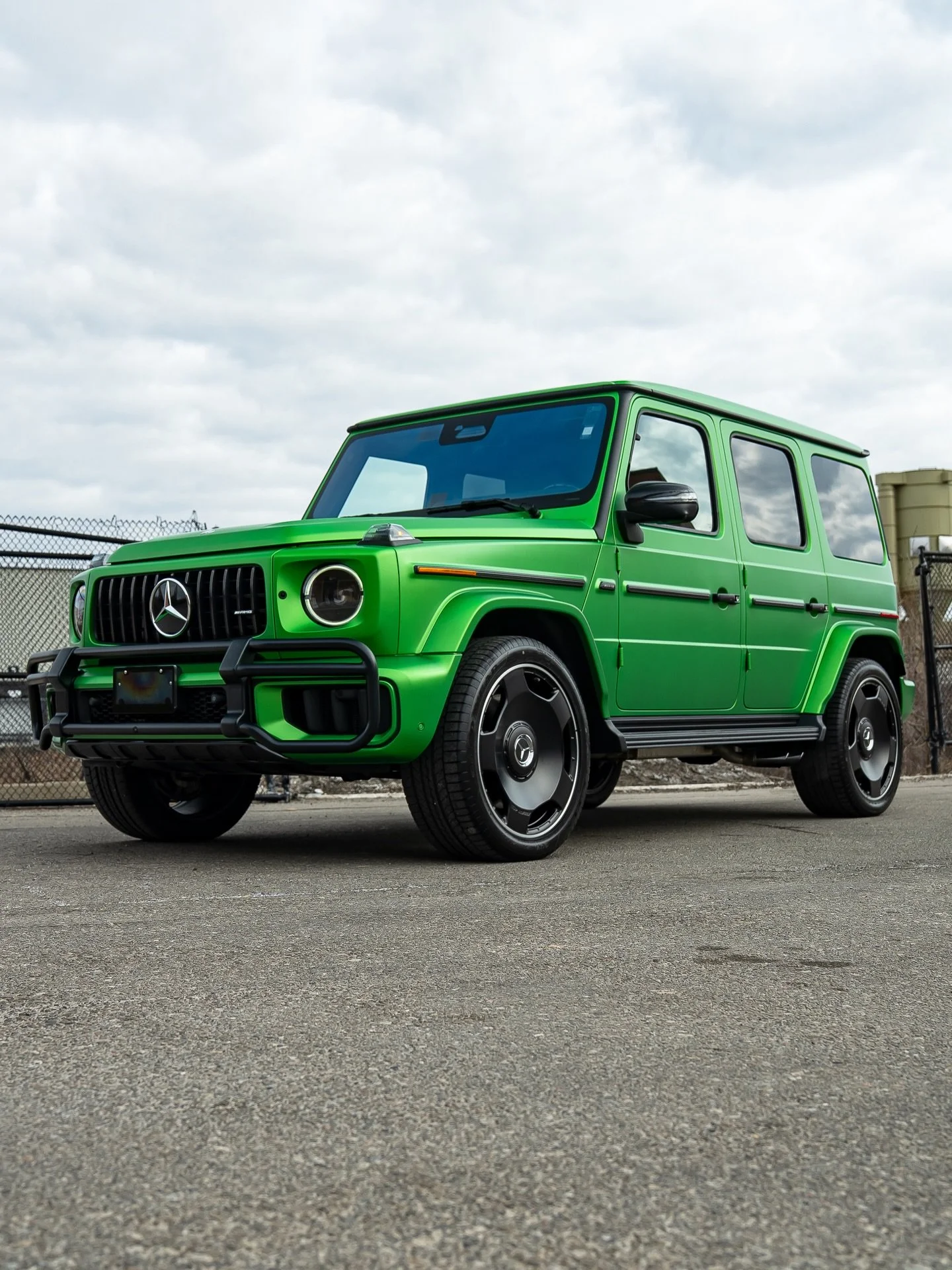 Is there really a better paint option than Green Hell Magno for the G63? 🔥 This mean spec on mono block wheels was just protected from top to bottom with every edge wrapped and no visible seams in Stealth PPF. Delivered via ABE enclosed transport, a