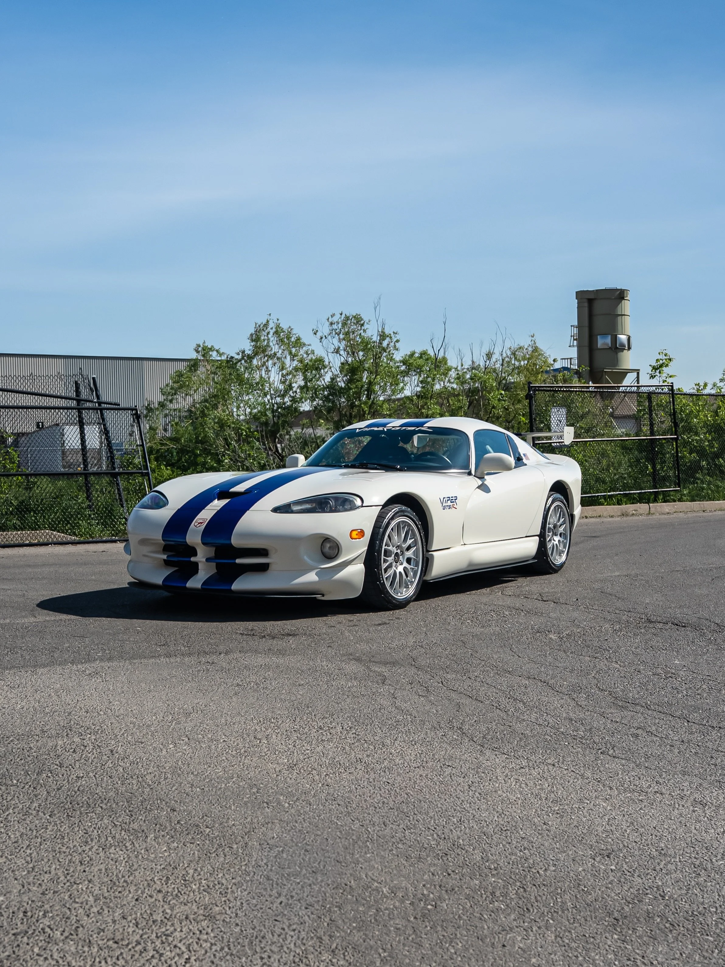 No turbos. No hybrid system. Just pure V10 raw power💥 To preserve this endurance racing icon for years to come, every inch received full body Paint Protection Film, ensuring the legendary stripes, curves, and bodywork stay protected. 🐍 
#viper #rac