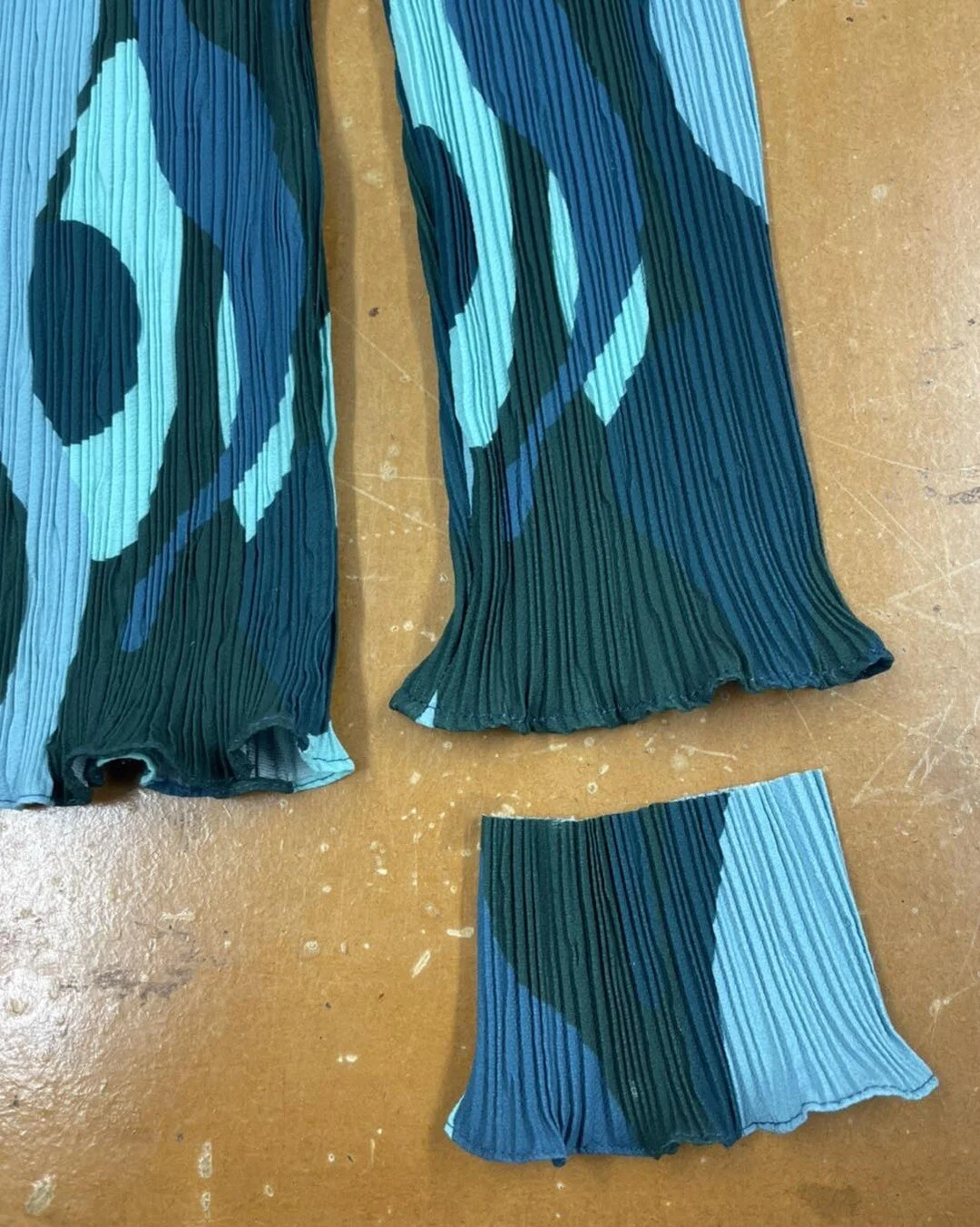 When you have a petite customer who struggles with the length of sleeves. 

#alterations  #sewing #MadeToMeasure