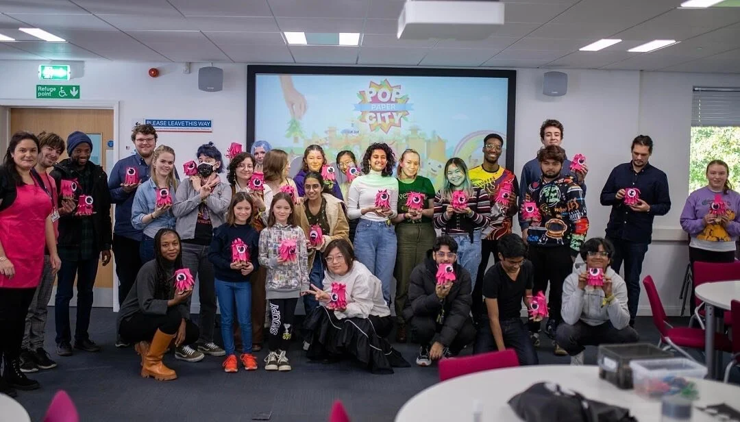 We had a great time making Plom Models  #BFX #PopPaperCity #PaperCrafting #PaperModels  #PlomPlomPlom