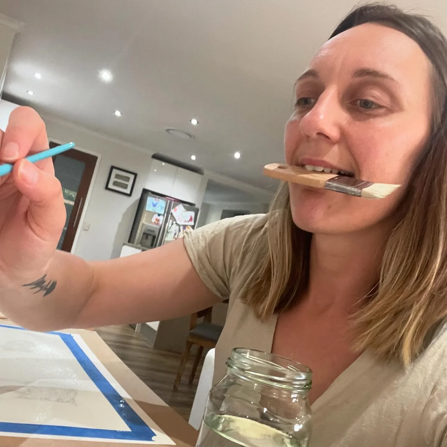 lol how do you paint ?.. 
When you need to work quick, there&rsquo;s no time to place a brush down &hellip; 🐙😄
&ldquo;Ain&rsquo;t nobody got time for that&rdquo;!! 

This spread needed some brain power ! With a limited palette, I needed to choose a