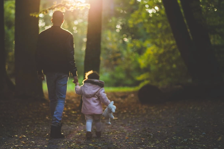 The Do’s and Don’ts of Setting Boundaries With Your Kids