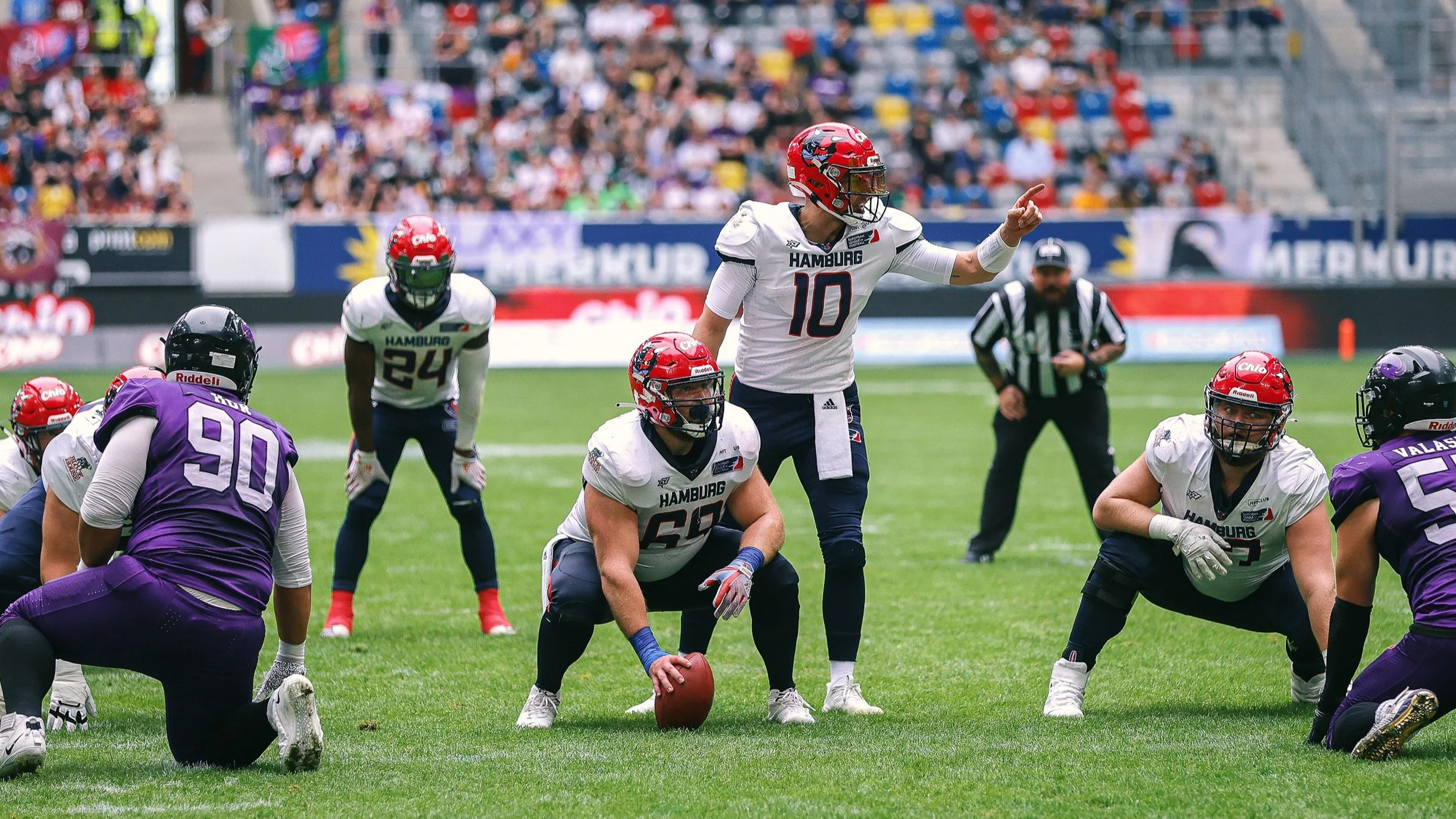Mittelpunkt der Offensive Line! Hamburg Sea Devils verlängern mit Offensive Lineman David Weinstock