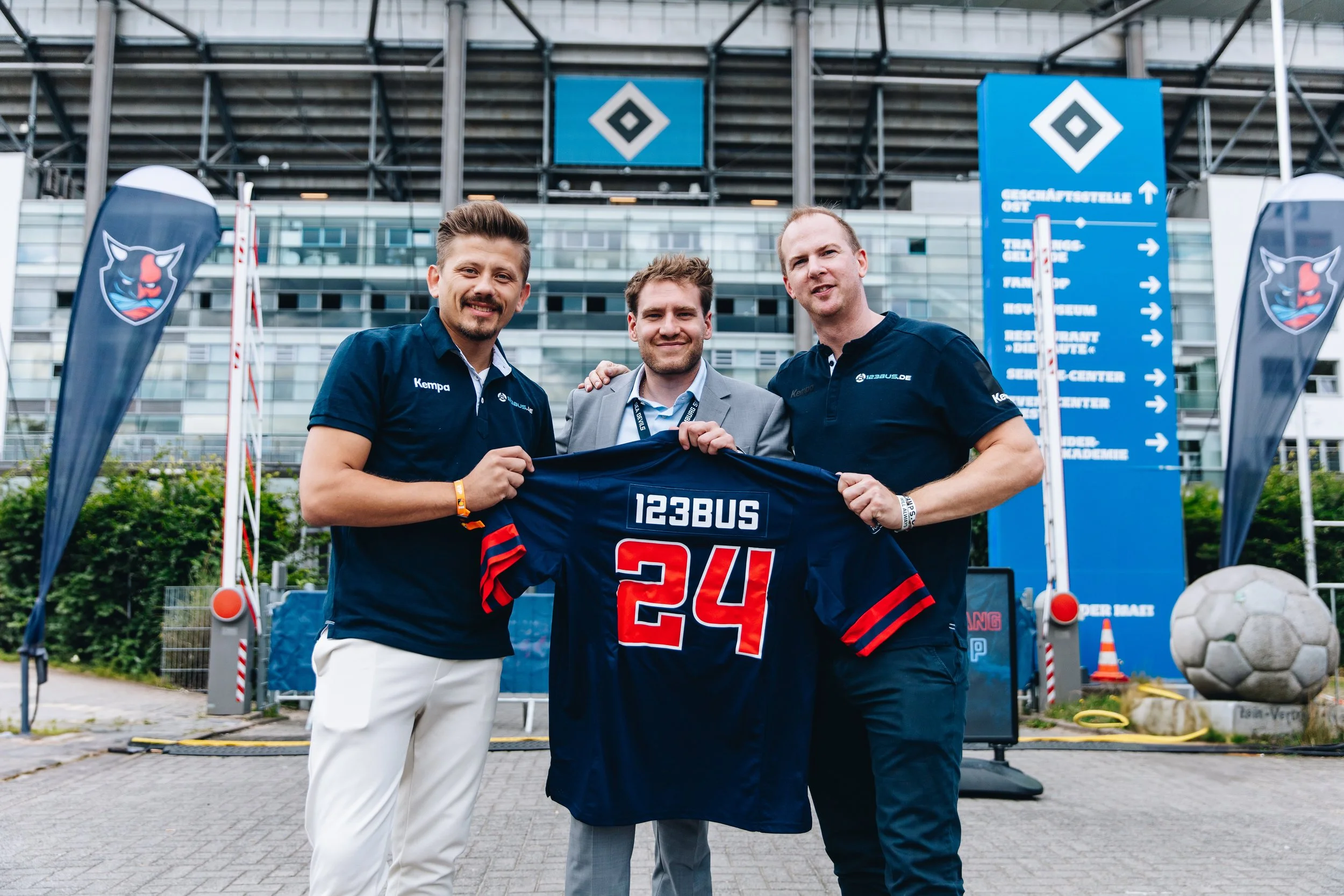 Partnerschaft zwischen 123 Bus und den Hamburg Sea Devils: Bequem zu den Heim- und Auswärtsspielen reisen