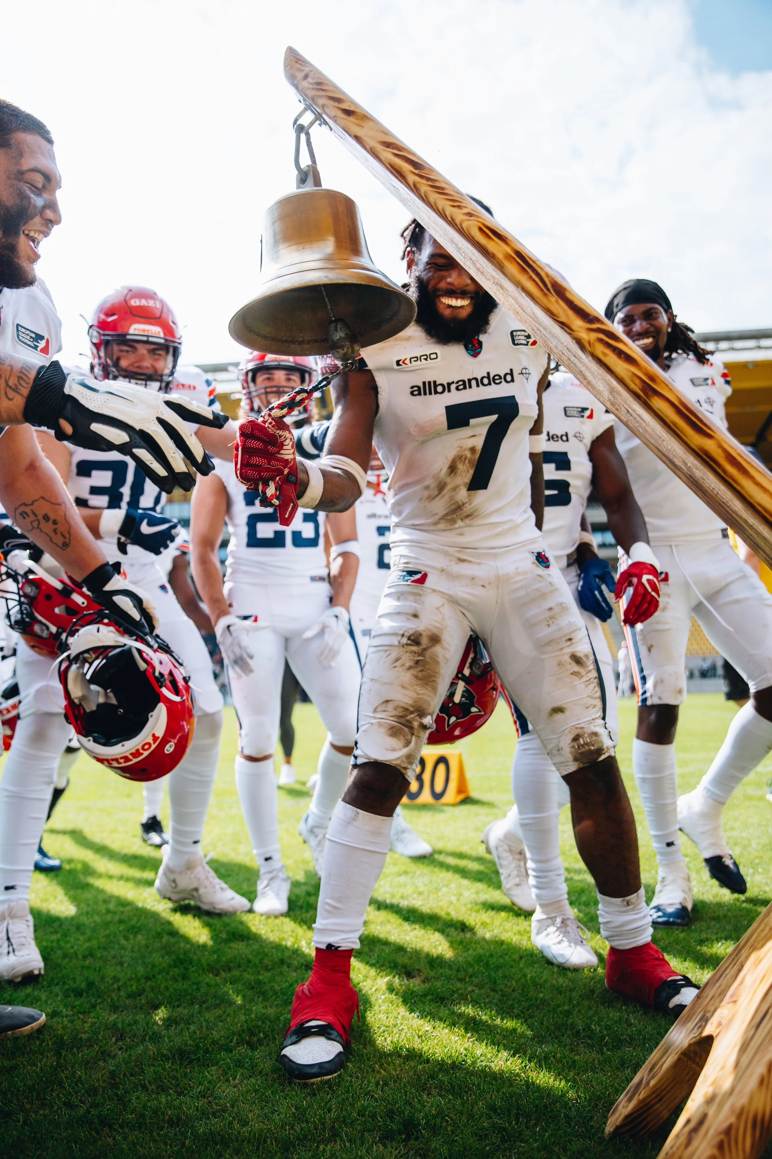 Hamburg Sea Devils unterliegen in Köln knapp. „Wir hatten mit einigen Herausforderungen zu kämpfen“