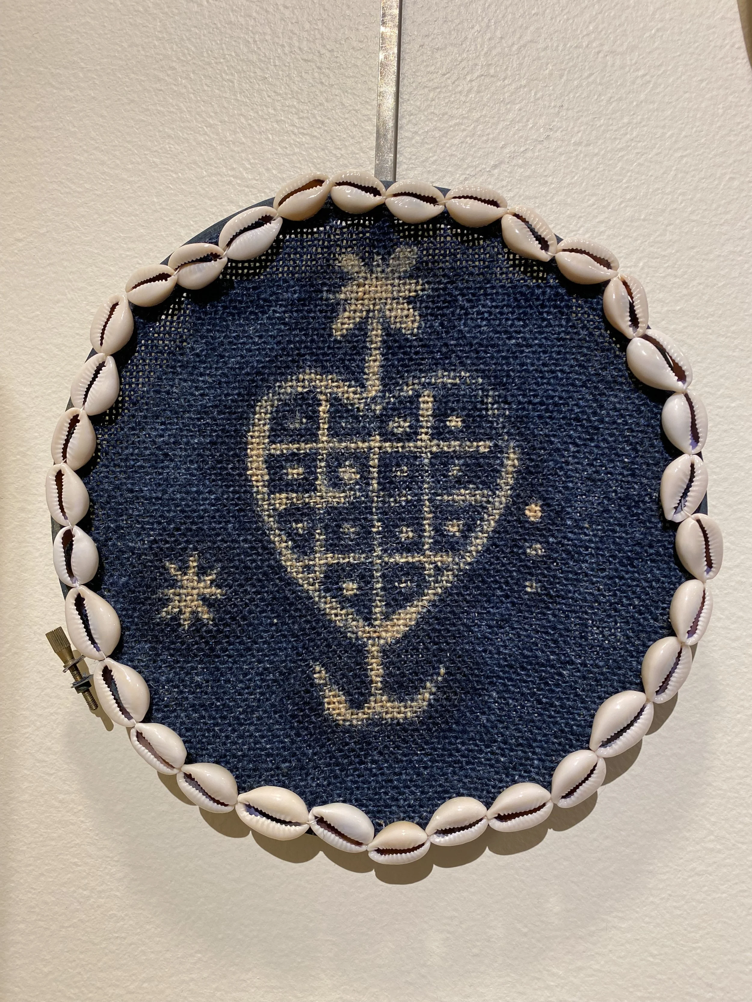 divine feminine, mixed media, 2018, 8in diameter