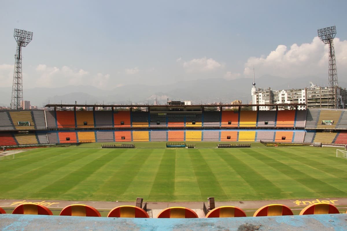 Estadio-Atanasio-Girardot-1.jpg