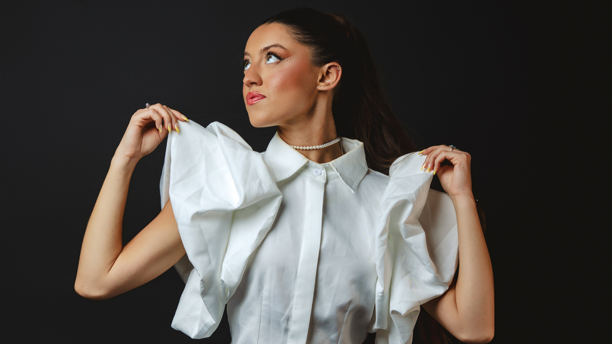 Live Music: Cheyenne Pohl