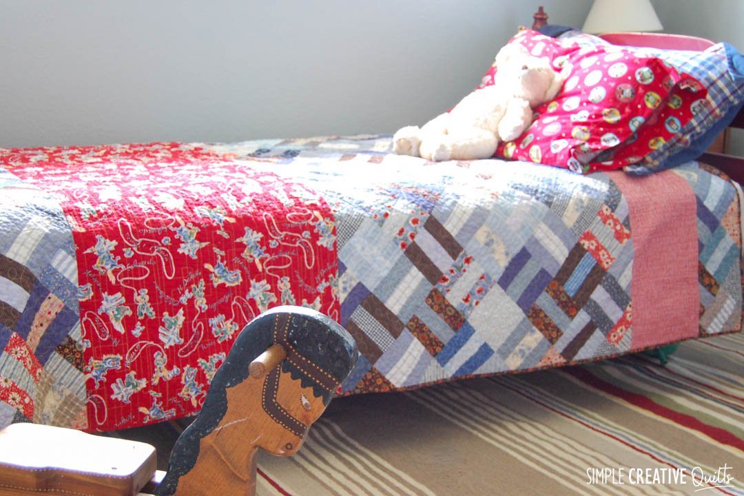 Post & Rail Quilt in Blue/Red from Simple Creative Quilts via www.simplecreativequilts.com