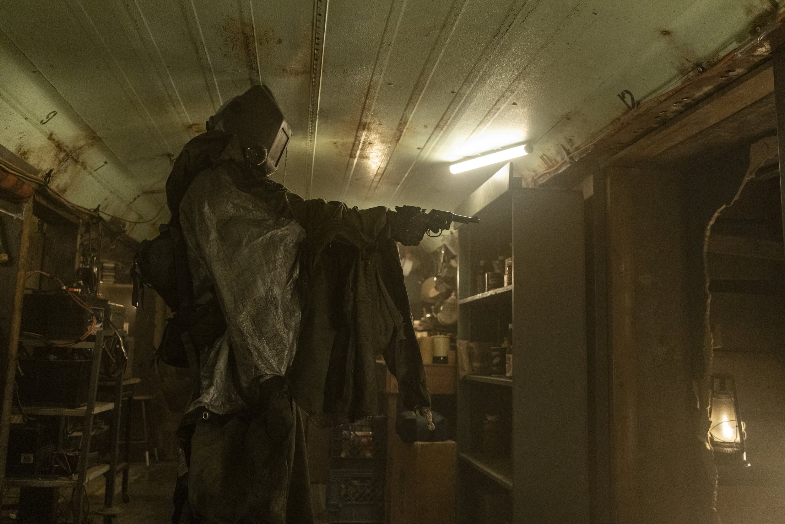 FTWD_703_LS_0413_0565-RT.jpg