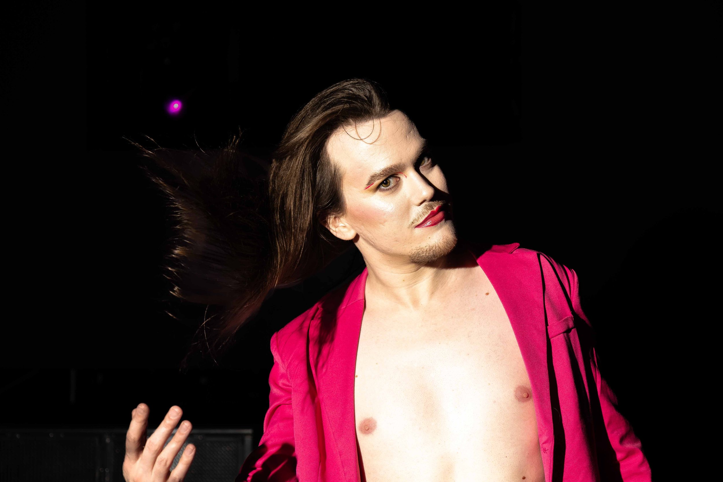 LQ Fuschia Ball-1722.jpg