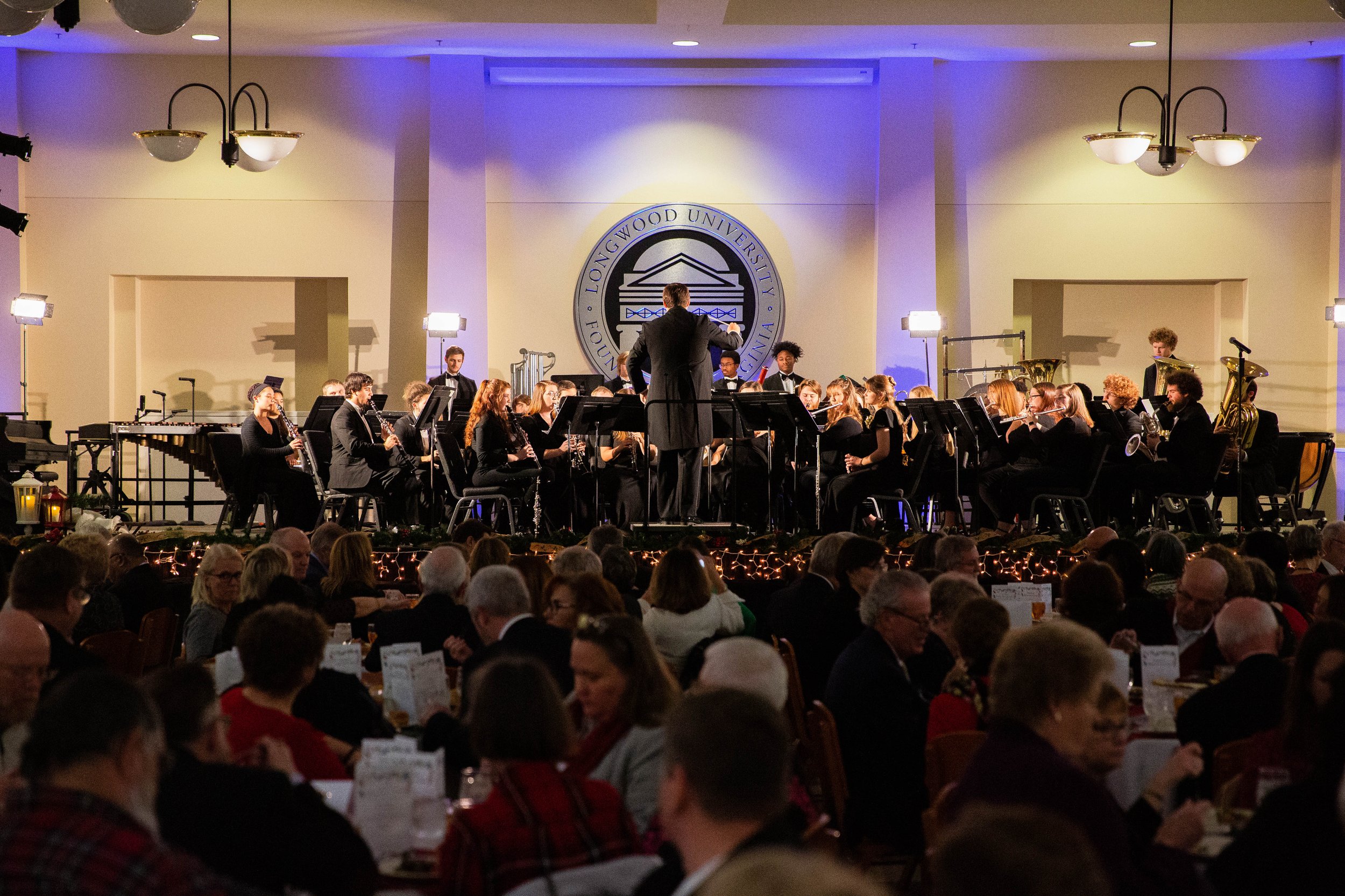 Dinner Concert SC2019-0227.jpg