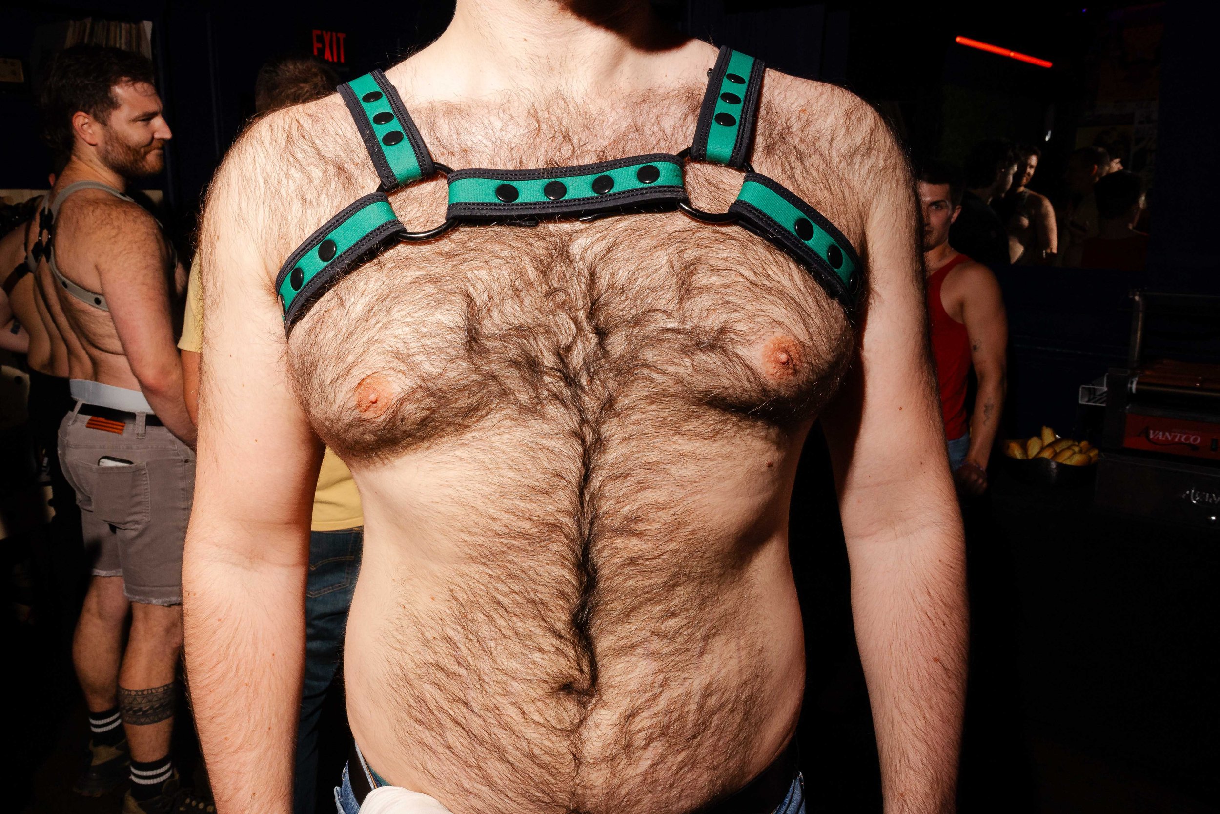 LQ Grizzly Night Crush Dance Bar-2-3.jpg