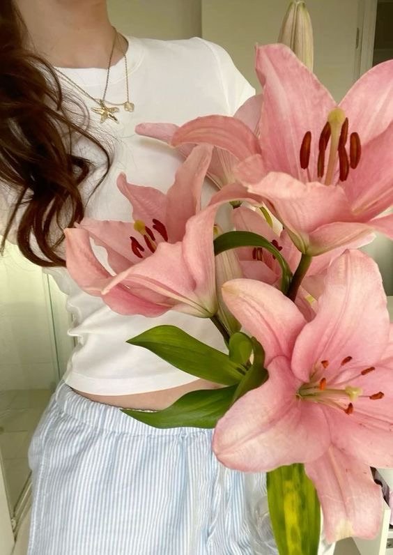 264: How to Spring Clean Your Health: Detox, Reduce Inflammation, &amp; Bloom This Season