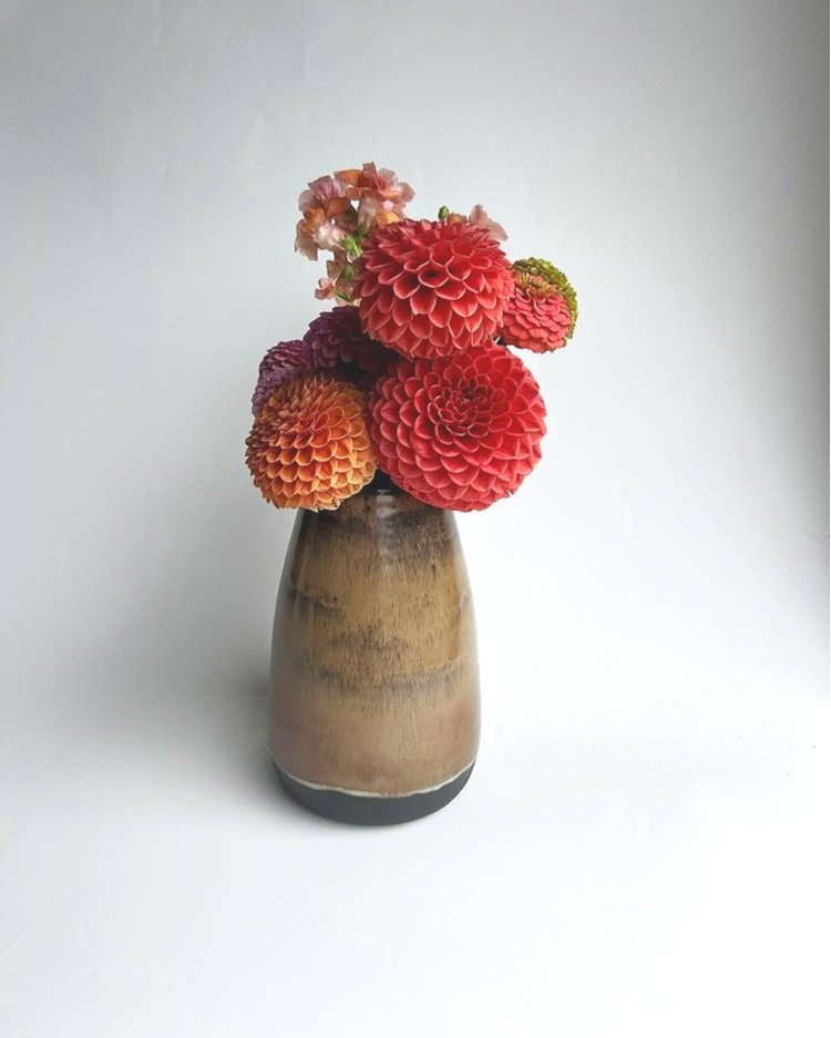 Black+Vase+%282%29.jpg