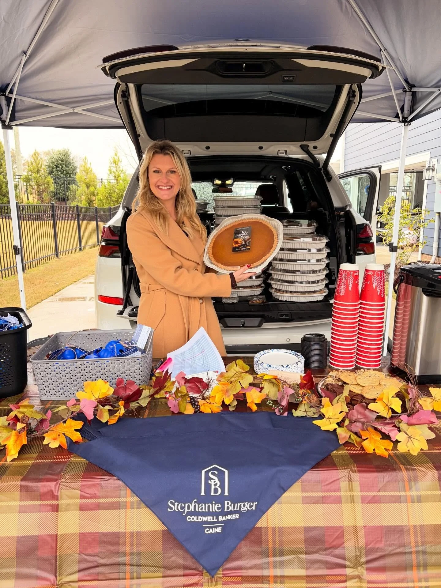 It&rsquo;s my annual Pie Gifting Day! 🥧
Nothing makes me happier than showing my clients how grateful I am and seeing familiar faces I haven&rsquo;t seen in years! 🦃 
#SoldonStephanie⁠&nbsp;
#YouDeservetheBestinRealEstate⁠&nbsp;
#CBCaine⁠&nbsp;
#Gr