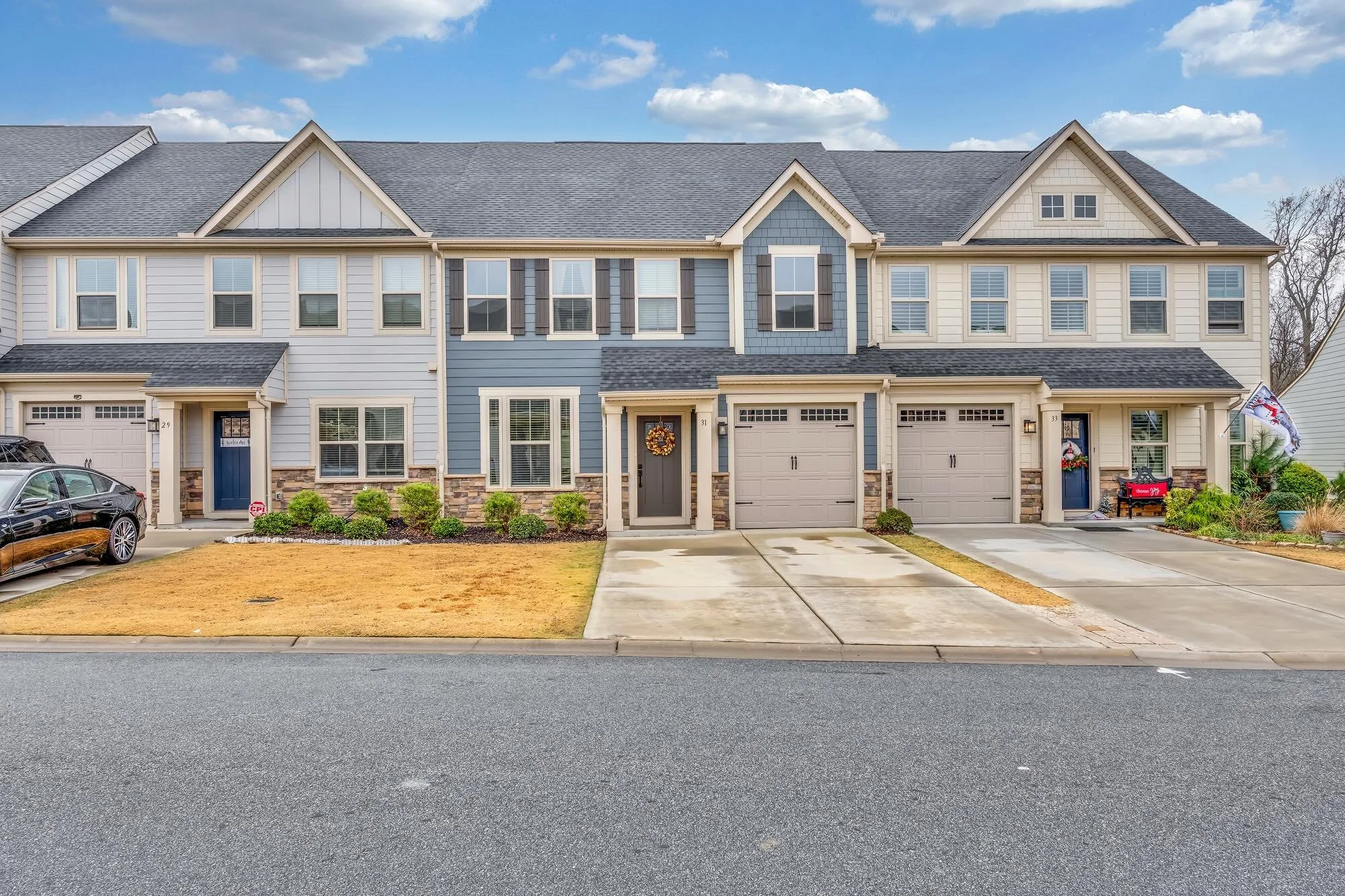 The canvas vs the potential 😍

You have to be able to see the vision 🔮 
📍 31 Moss Hollow Way Simpsonville, SC 

#GreenvilleSCRealtor
#GreenvilleSC
#GVLSC
#SimpsonvilleSC
SimpsonvilleSCCondo