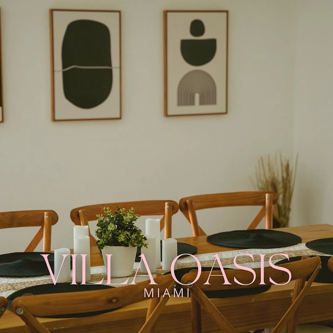 Our VILLA OASIS is modern and luxurious, and provides plenty of seating for everyone ✨🤍