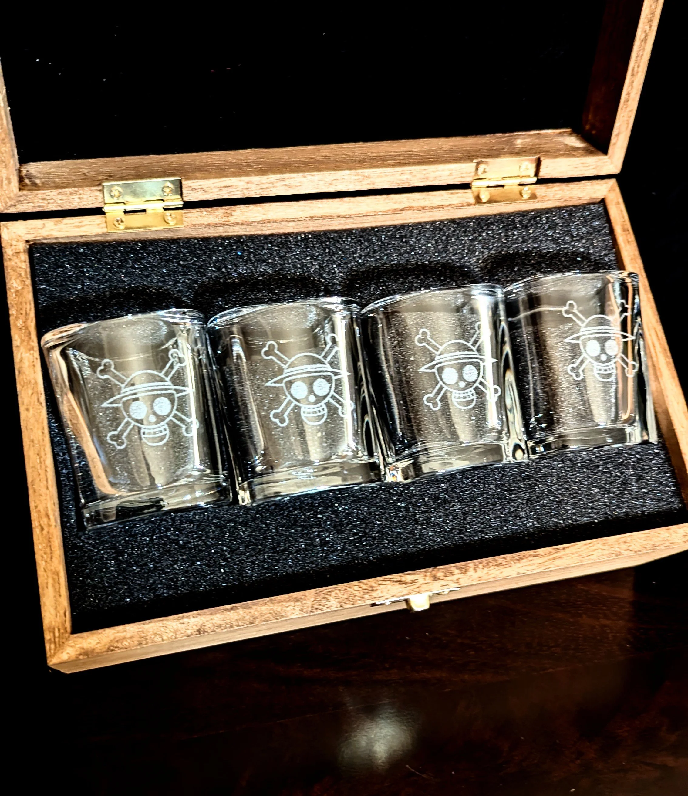 One Piece Shot Glass Box Set