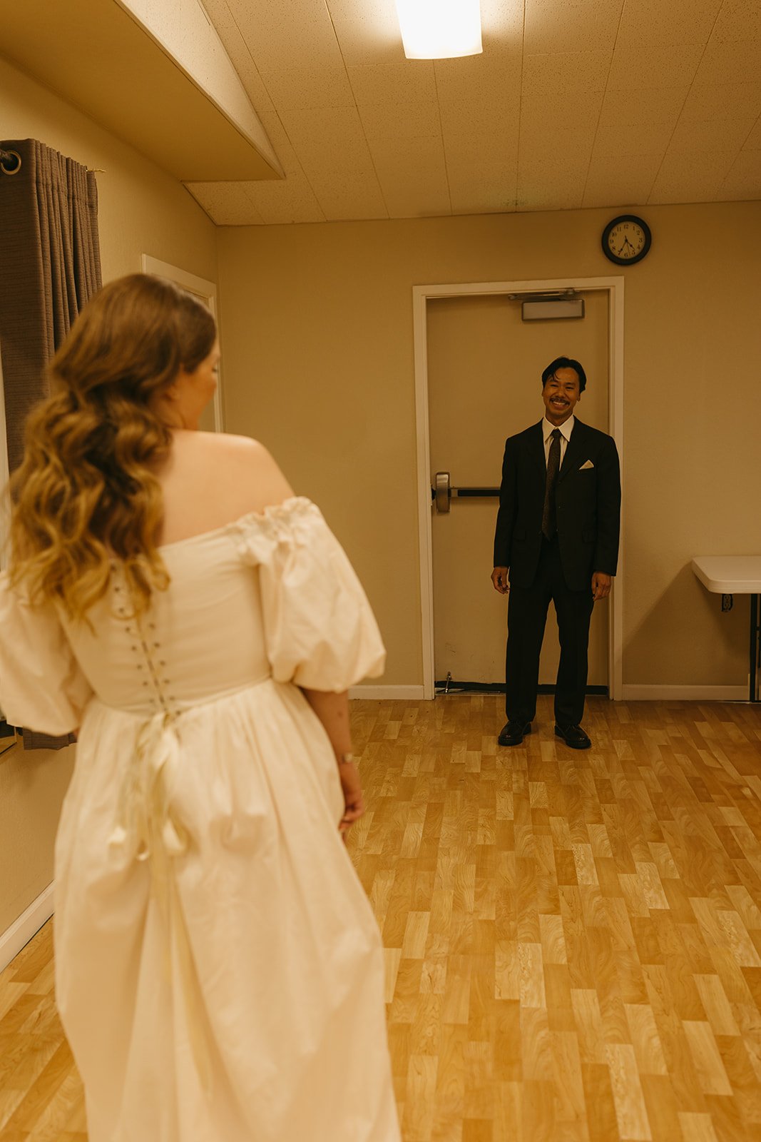 Hannah &amp; Saengta’s Romantic Elks Lodge Wedding with Mien Traditions